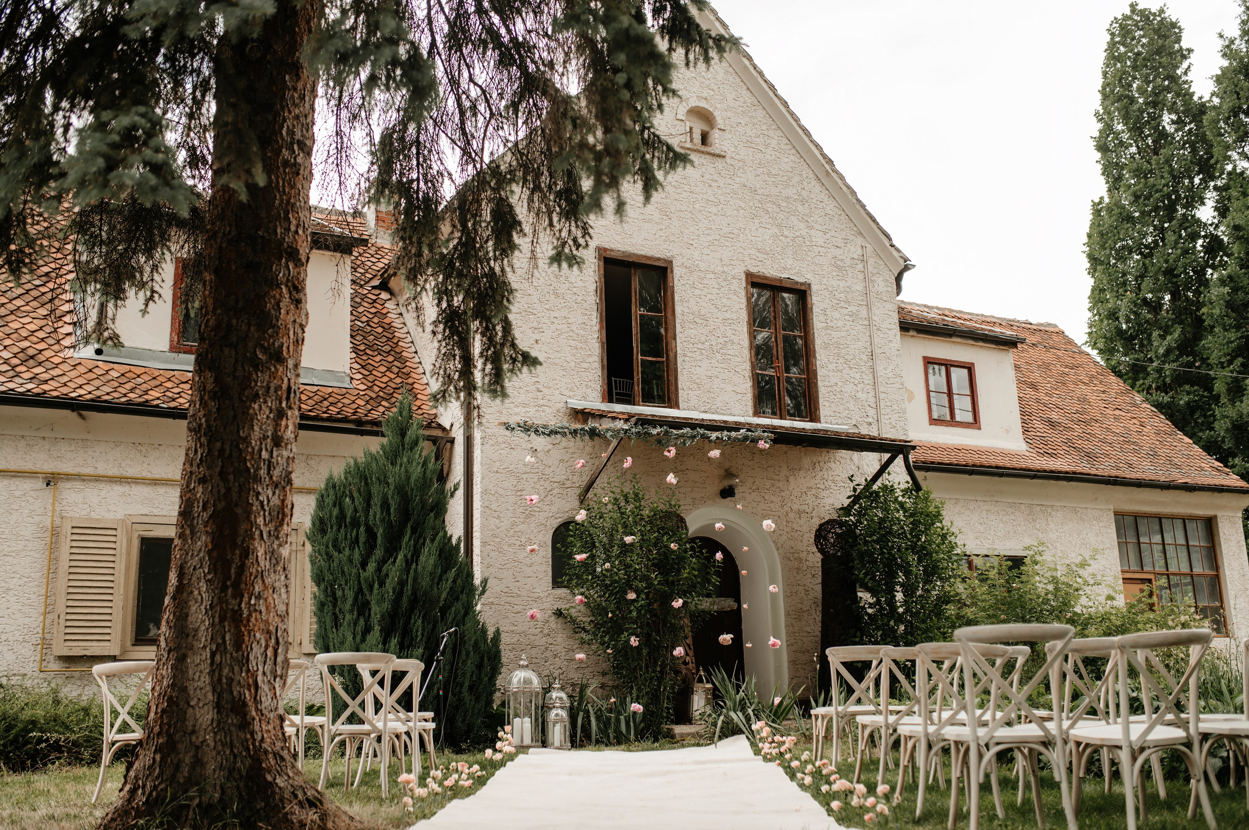 Nunta la Conacul Albert Brasov. Proud Vision Weddings | Wedding Photography & Films — Servicii profesionale Foto Video Nunta Iasi