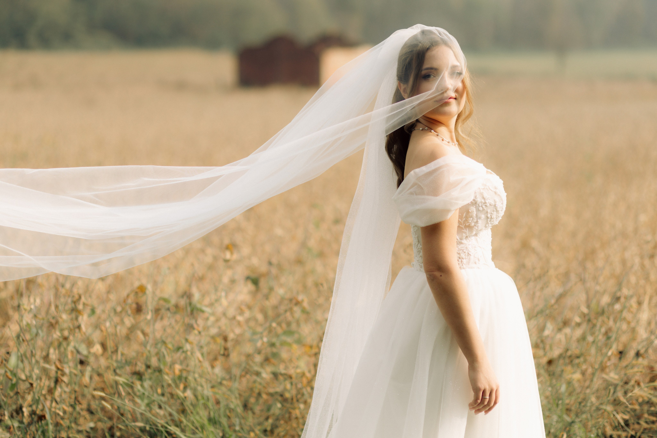 Autumn Wedding in the Vineyards of Piedmont, Italy — Kristina and Daniele. Liza Bizzaro — Italy Wedding, Love Story & Portrait Photographer in Milan, Turin, Piedmont and Across Italy
