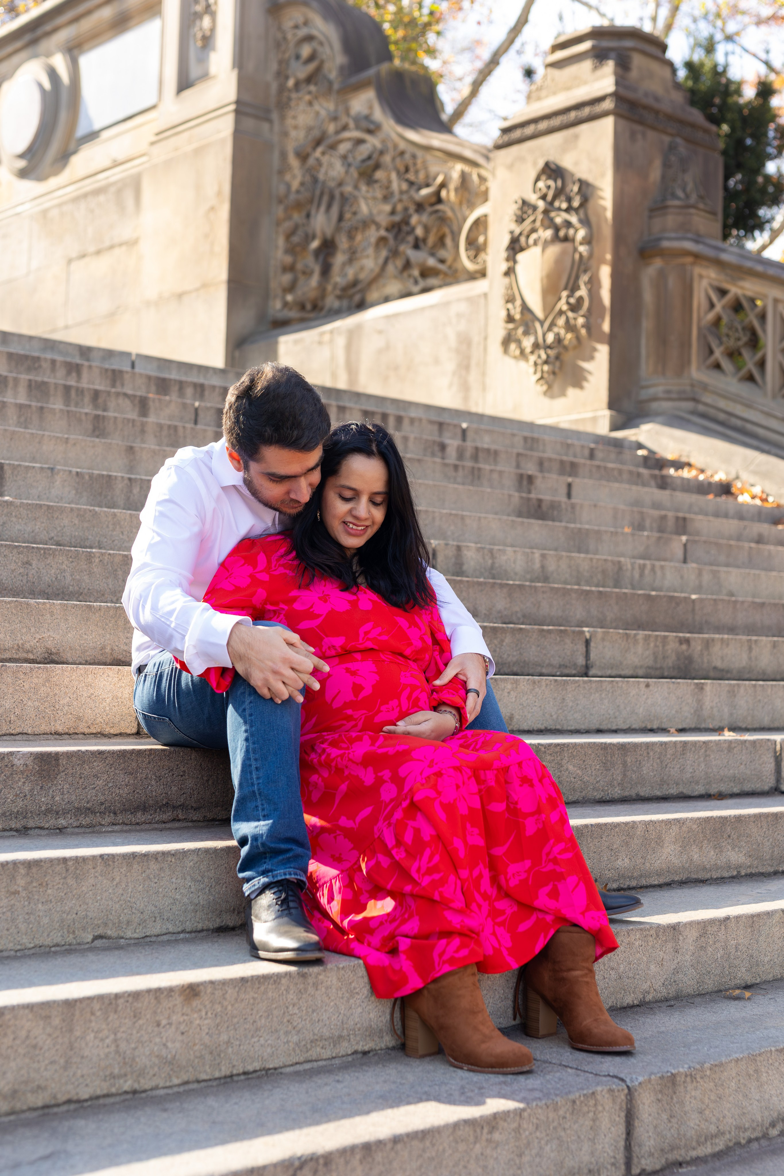 Central Park Maternity Portraits. Family, lifestyle, and commercial photography in New York and New Jersey