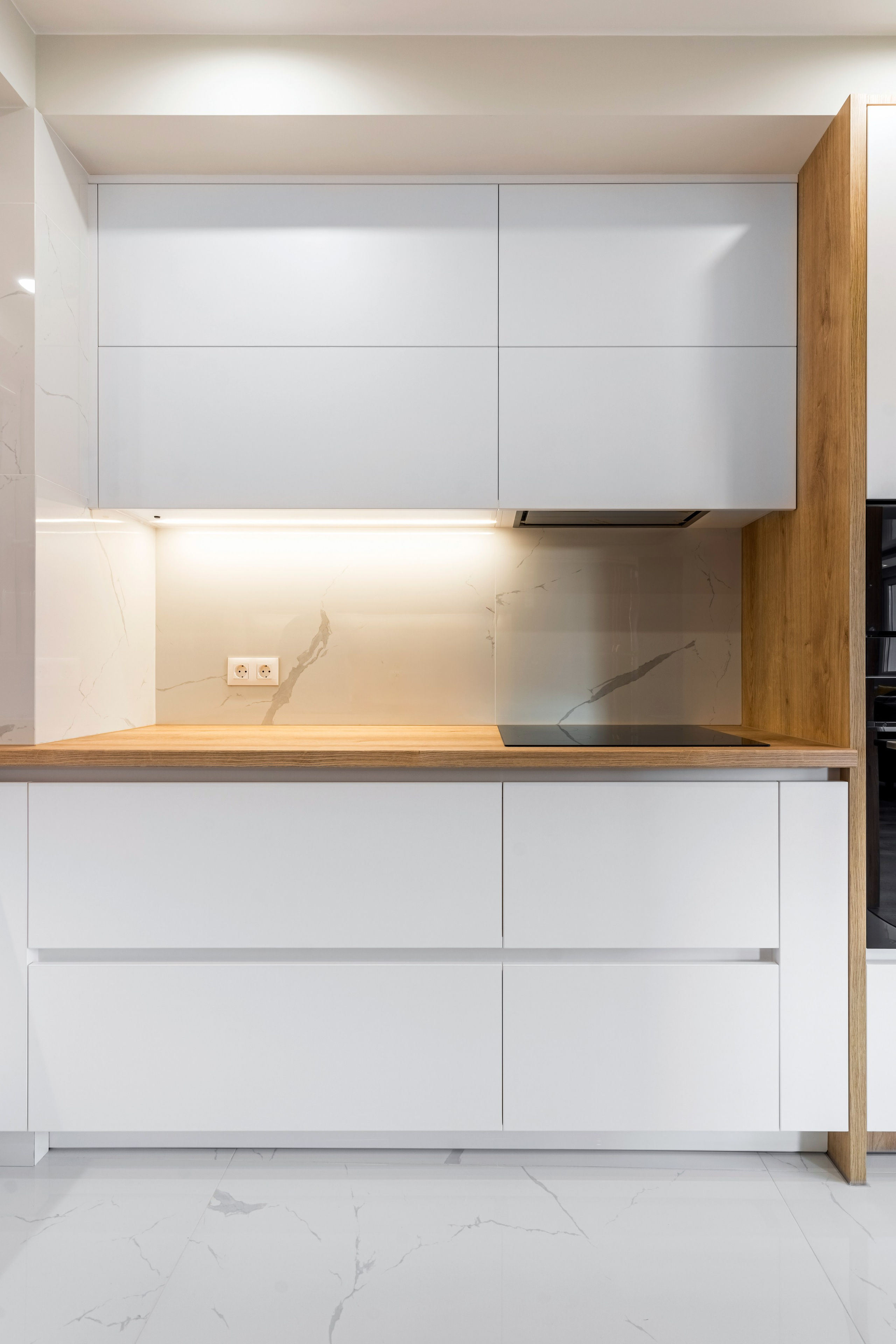 Мебели Русев-цялостно обзавеждане на три етажен семеен дом. Професионален фотограф в Пловдив и областта