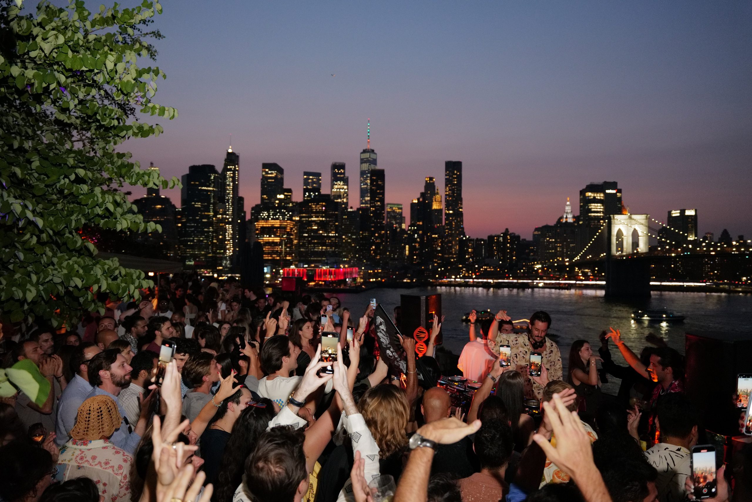 Chetana sunset sessions (@chetanaworld). Photographer New York / Los Angeles