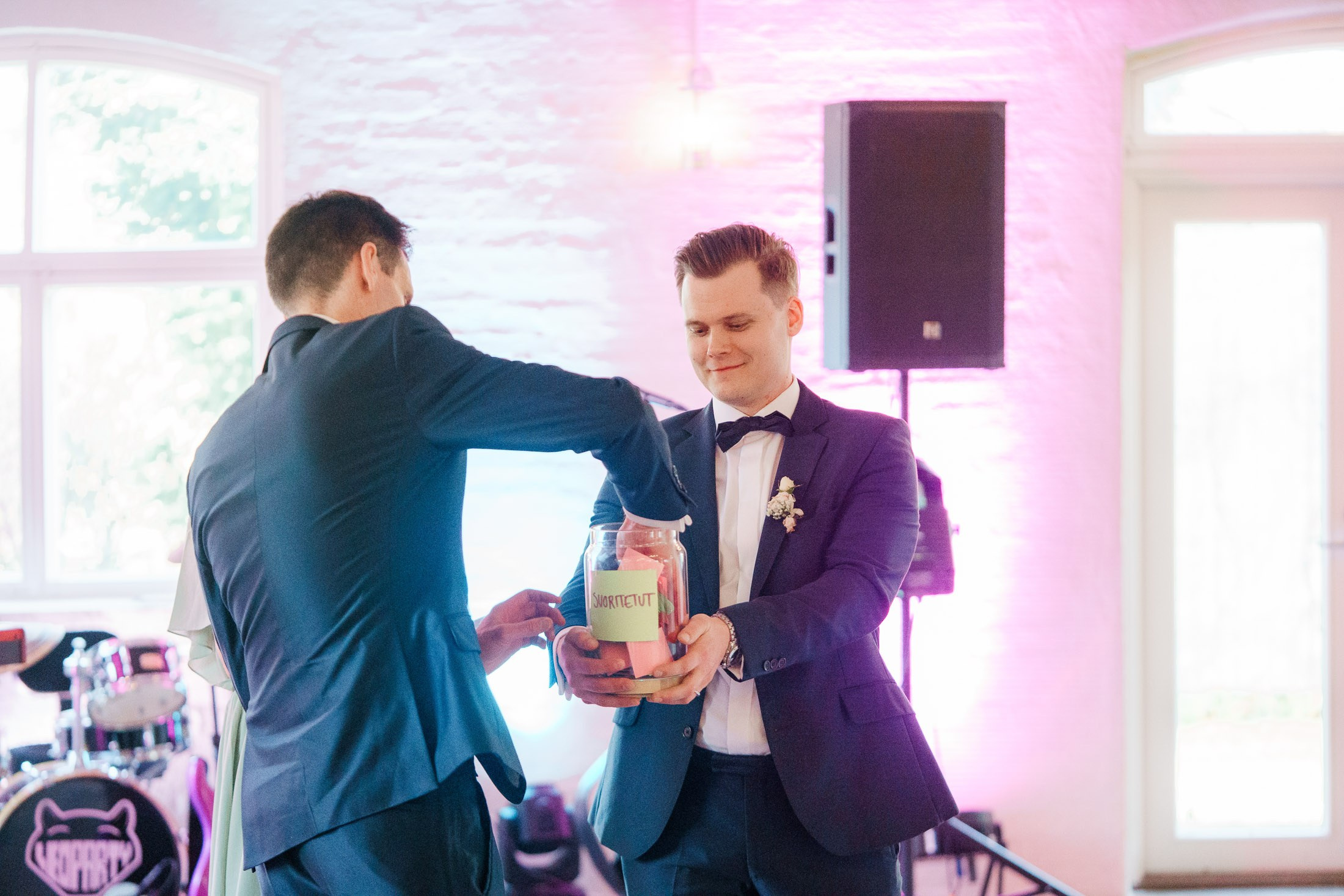 L&J, Pyhän Laurin kirkko/wanha Bäckby