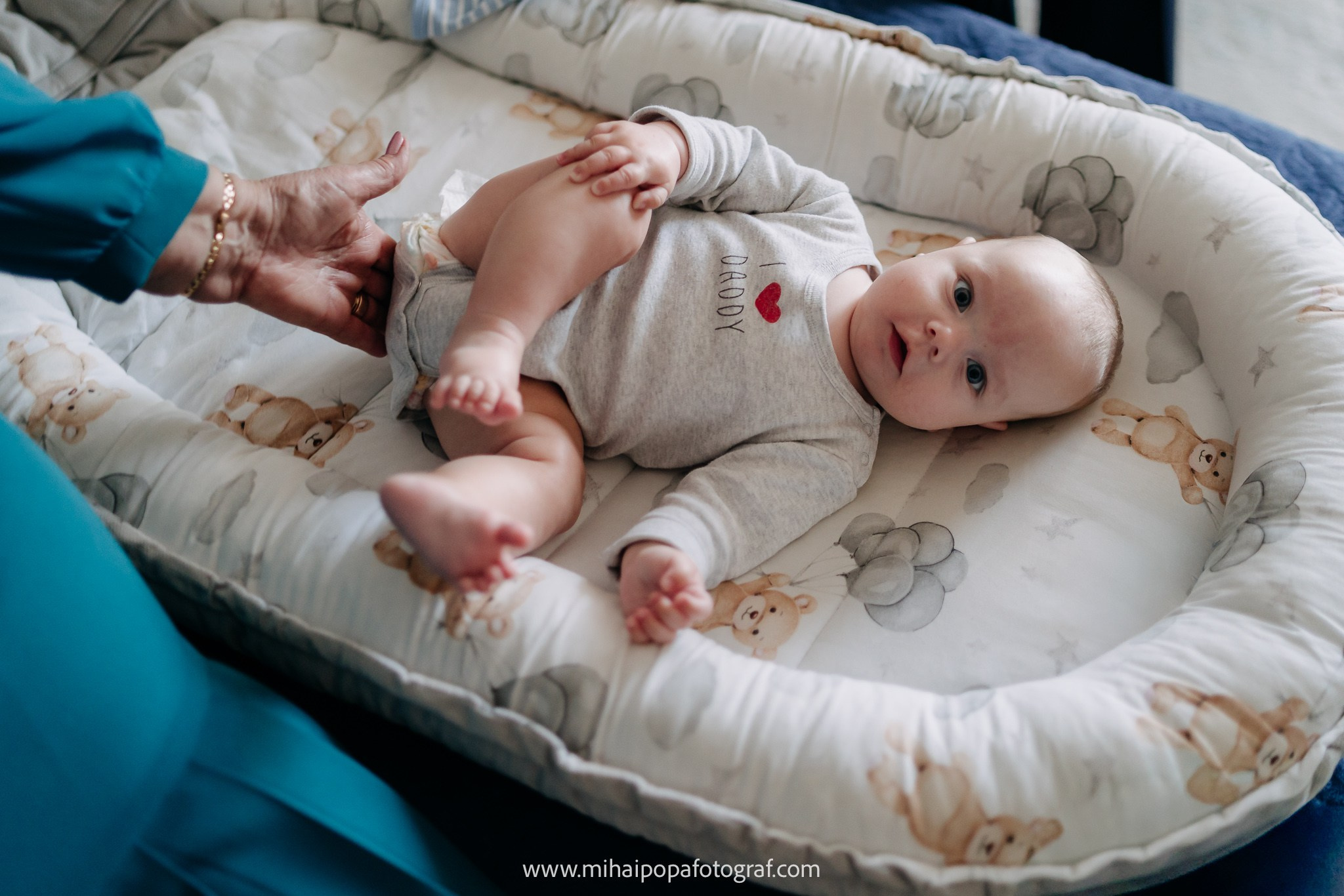 Fotograf de botez în Bucuresti| Mihai Popa Fotograf. Fotograf Nuntă & Botez București - Mihai Popa | Dincolo de oameni, imortalizez emoții!