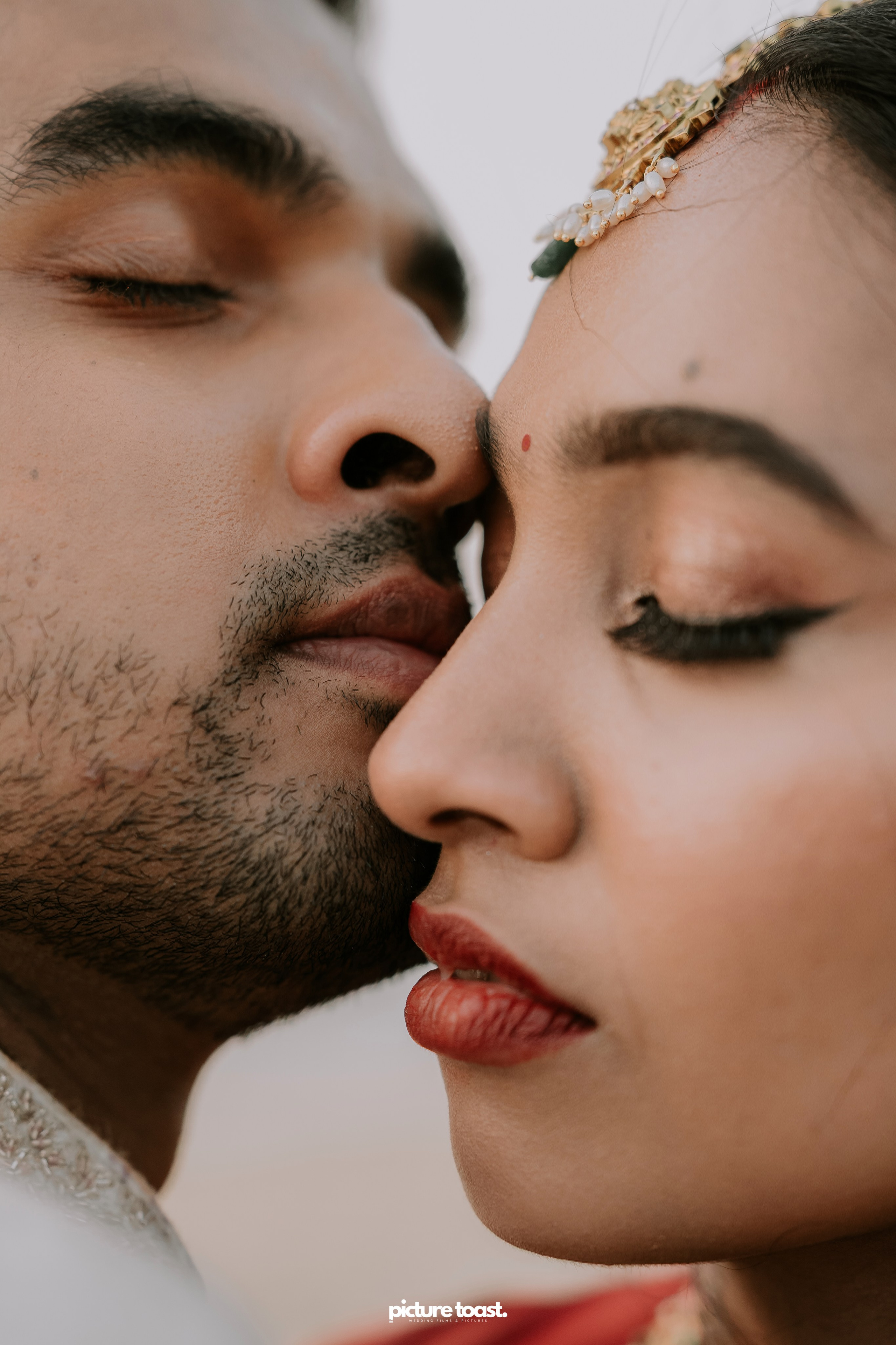 Traditional Kerala Hindu Wedding. Fine art Wedding Photographers in India & Canada