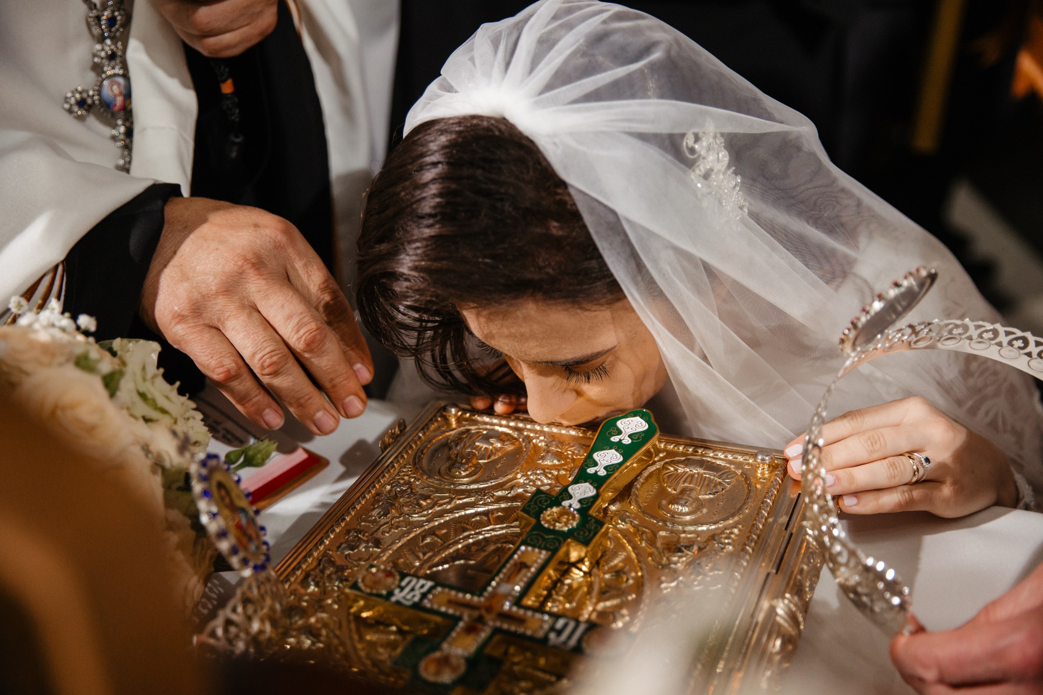 Nunta de Poveste la Sucevița: Cristi și Andreea. Servicii foto-video profesionale, pentru momente de neuitat