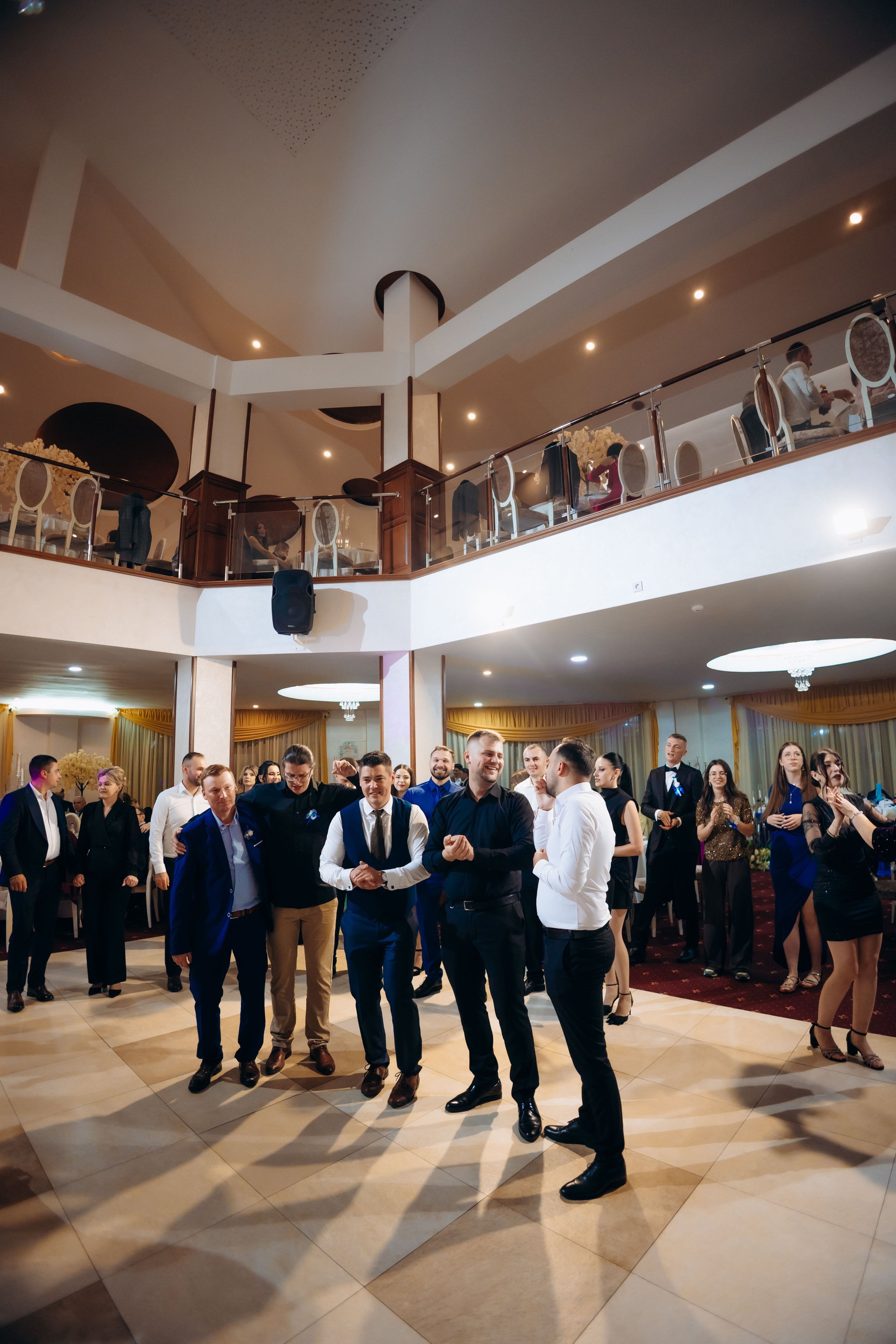 Loredana & Emilian – Ziua Nunții | Videografie - fotografie Botez Suceava, Iași, Botoșani. Servicii foto-video profesionale, pentru momente de neuitat