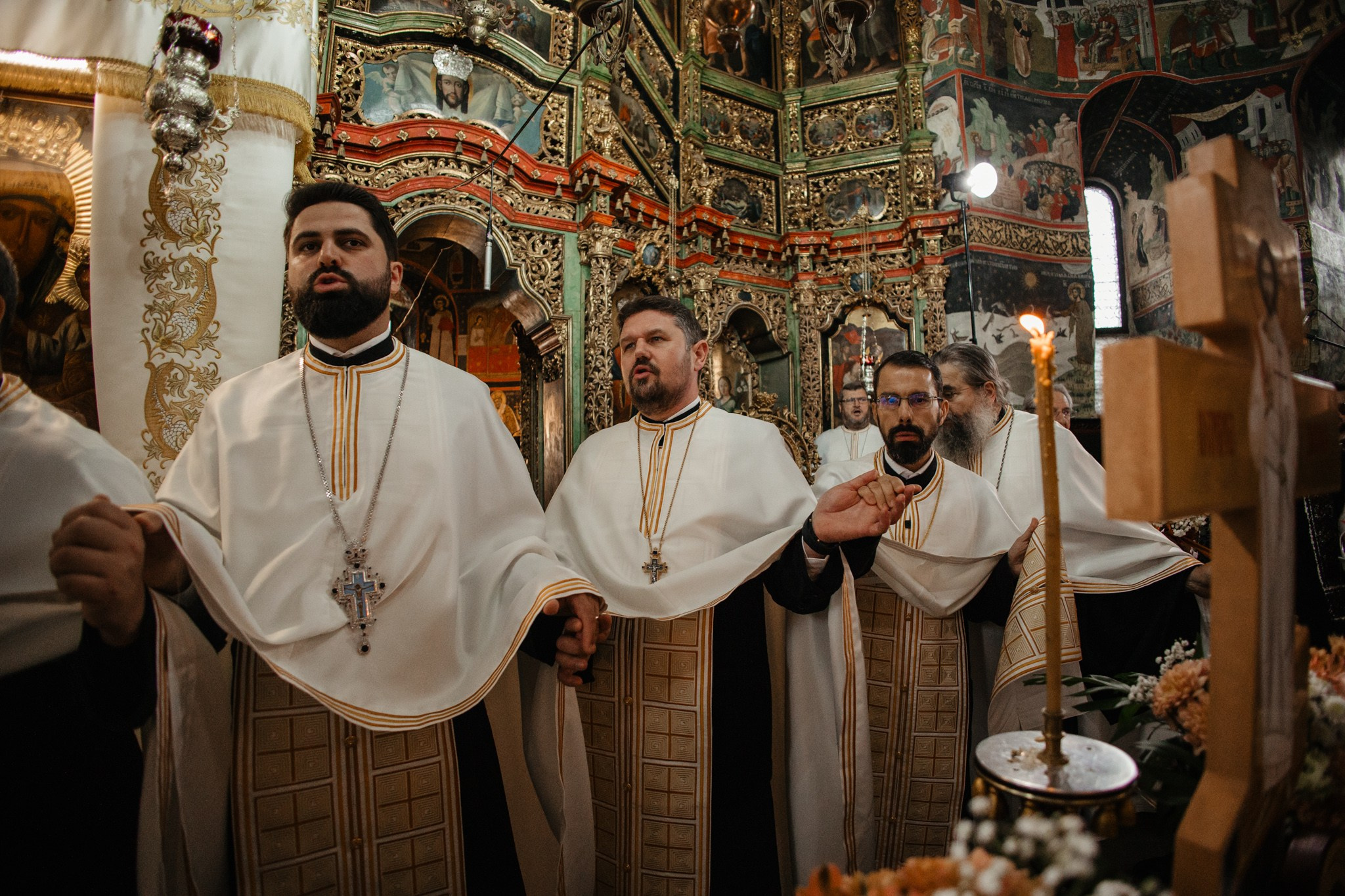 Nunta de Poveste la Sucevița: Cristi și Andreea. Servicii foto-video profesionale, pentru momente de neuitat