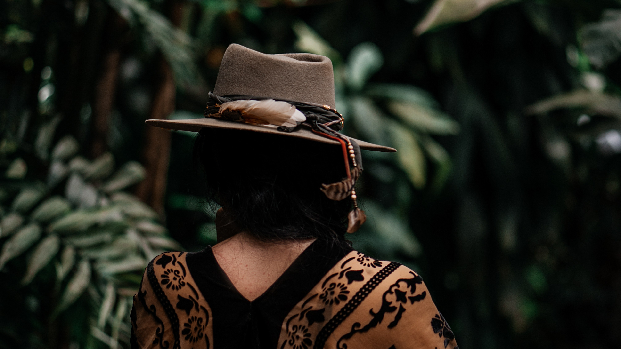 Lena. ANNA-MARIA PHOTO CONTENT CREATOR — фотограф, эстет, художник и визуальный эксперт в Instagram, работающий в Праге