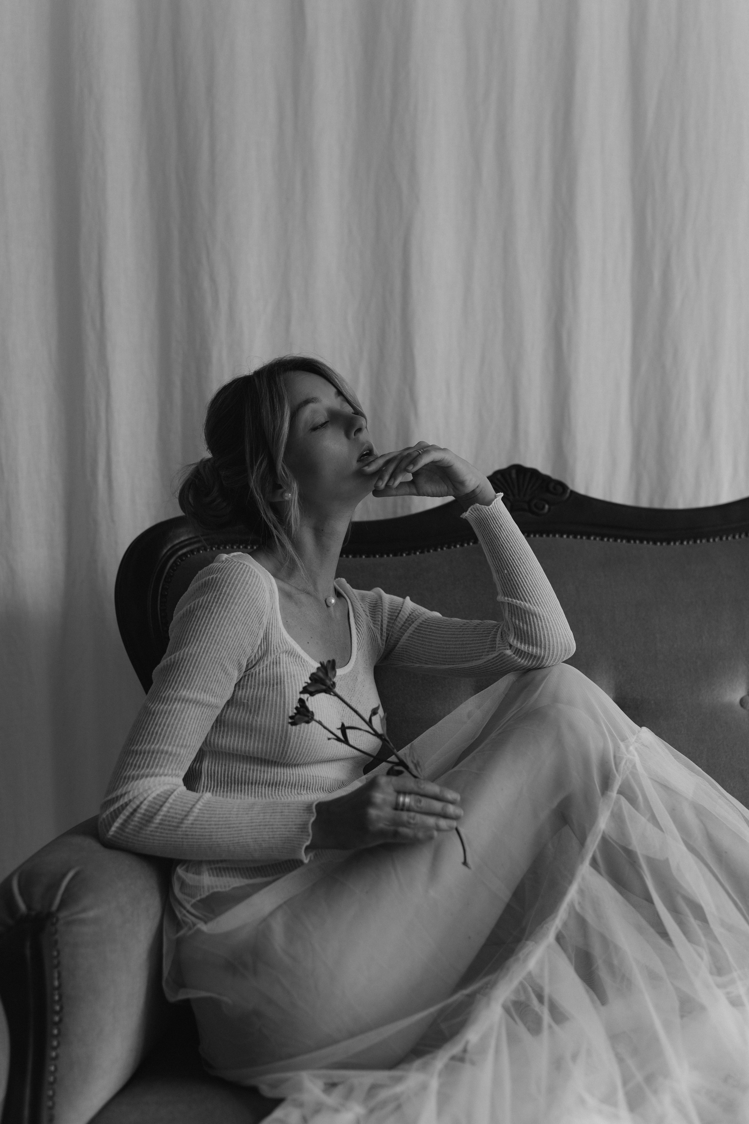 Olga. Wedding and potrait photographer in Helsinki Vickan O