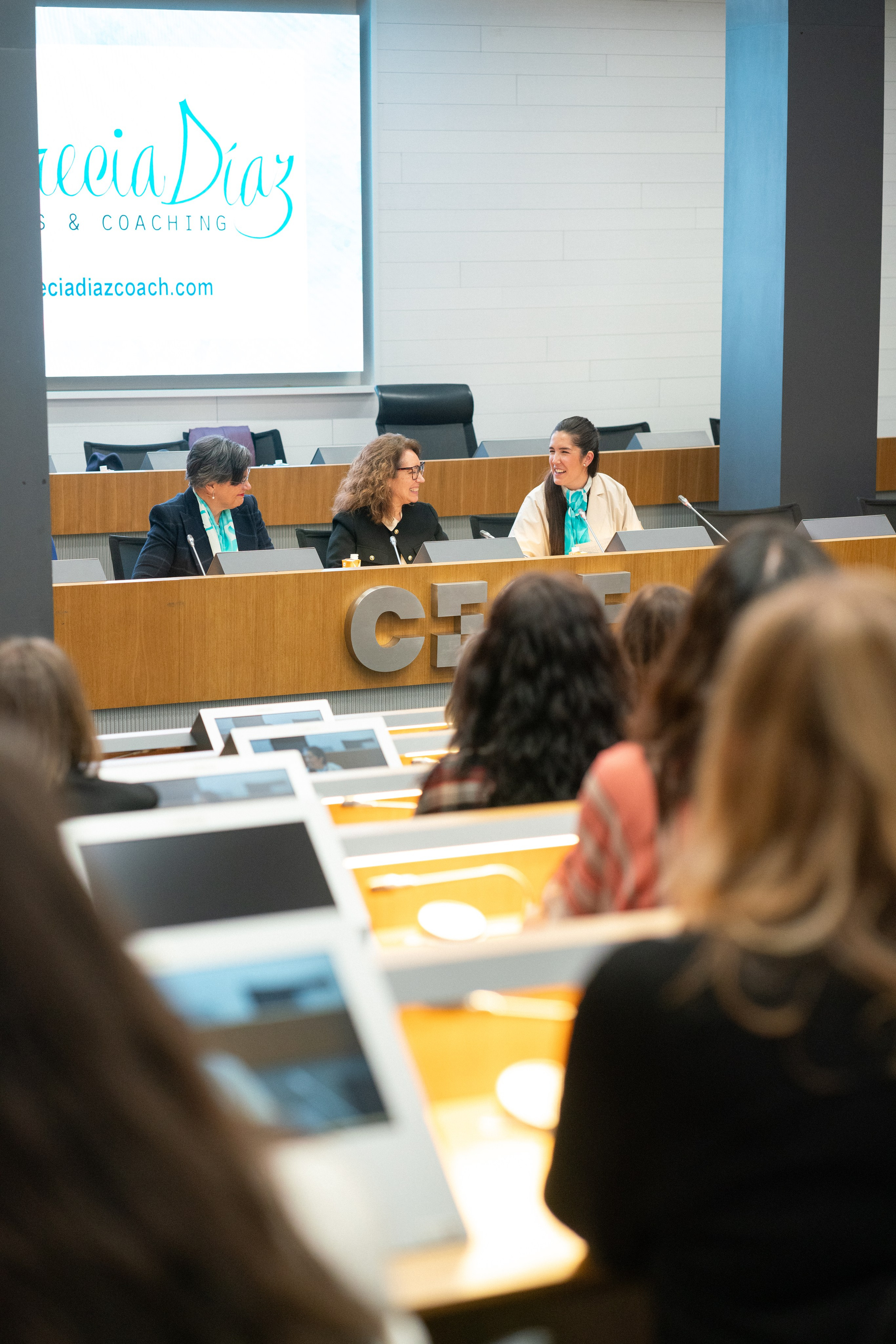 ASEME. Бизнес ивент. Женские портреты в Мадриде — естественная красота и свет | Anna Maruleva