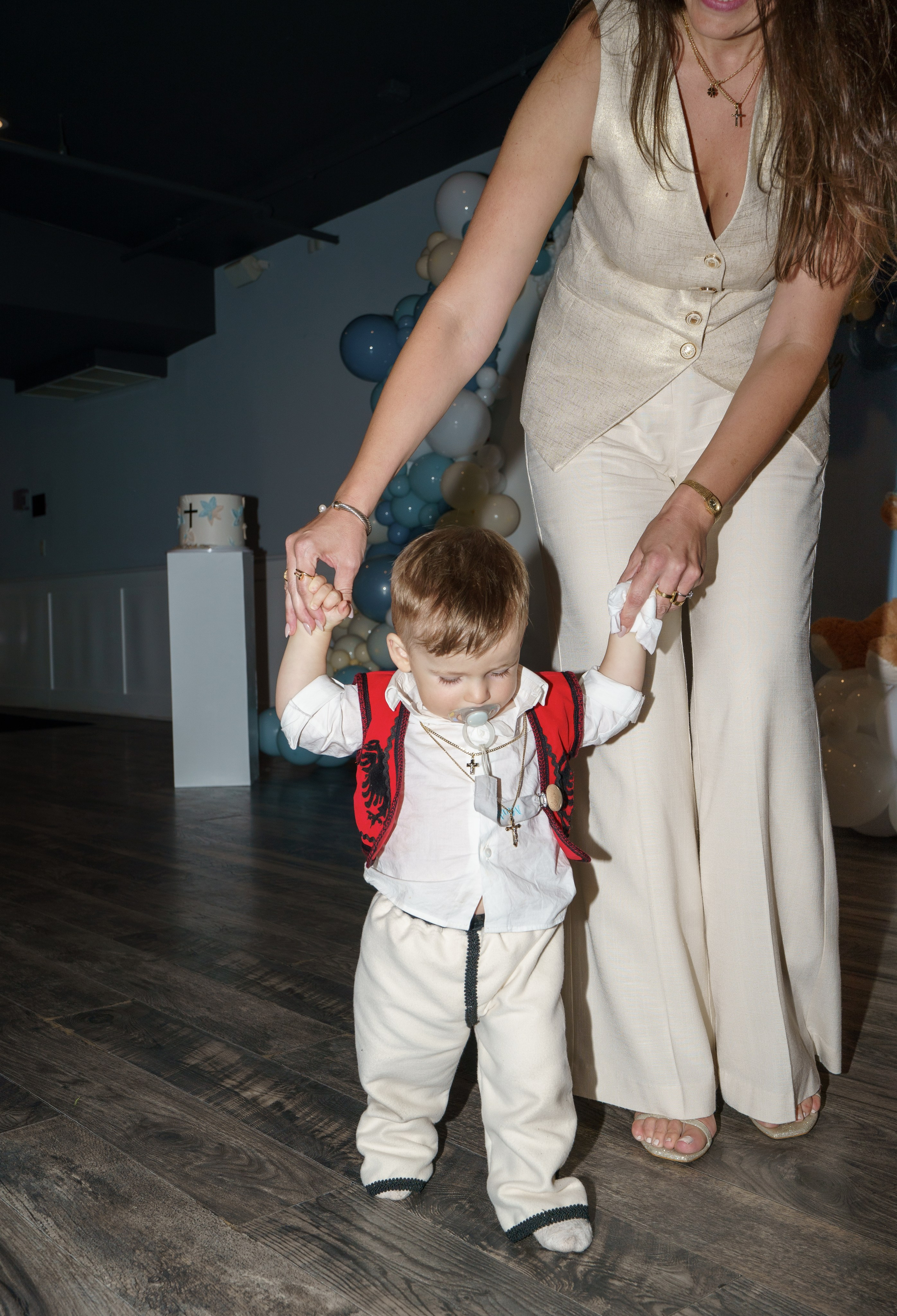 Baby shower. New York + travel photographer