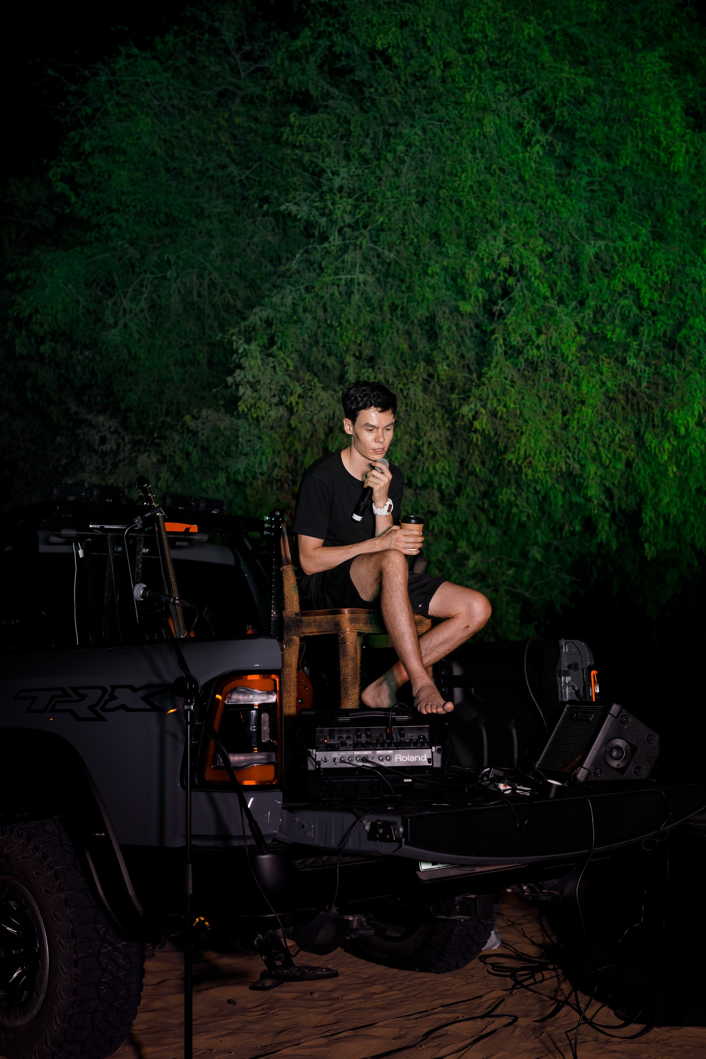 Oleg Torbosov — Meeting with subscribers in the desert. Photographer Anna Curly | Weddings and Events in Dubai