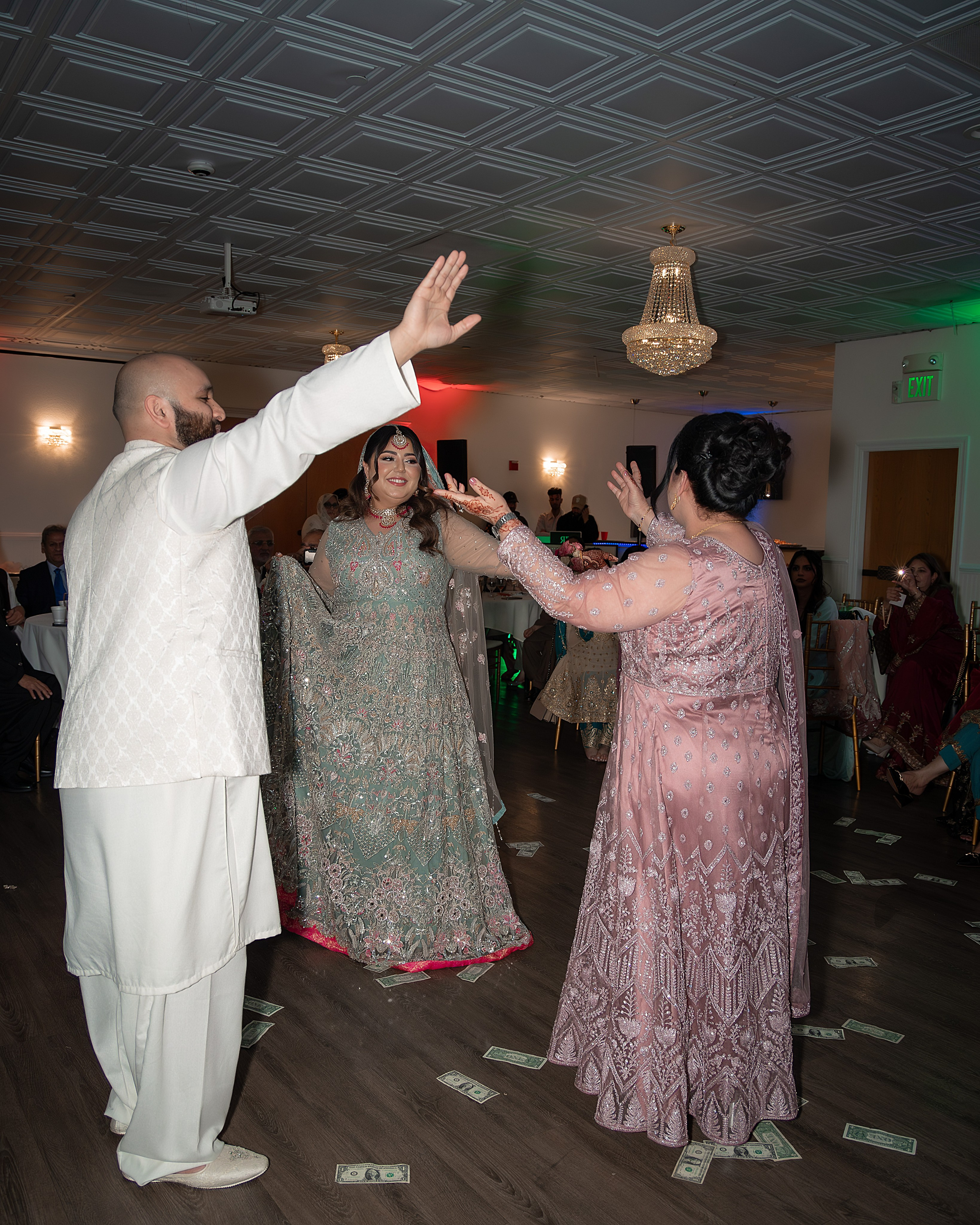 WEDDING PHOTOGRAPHY. Couples & Families photographer in Bay Area, San Jose, California