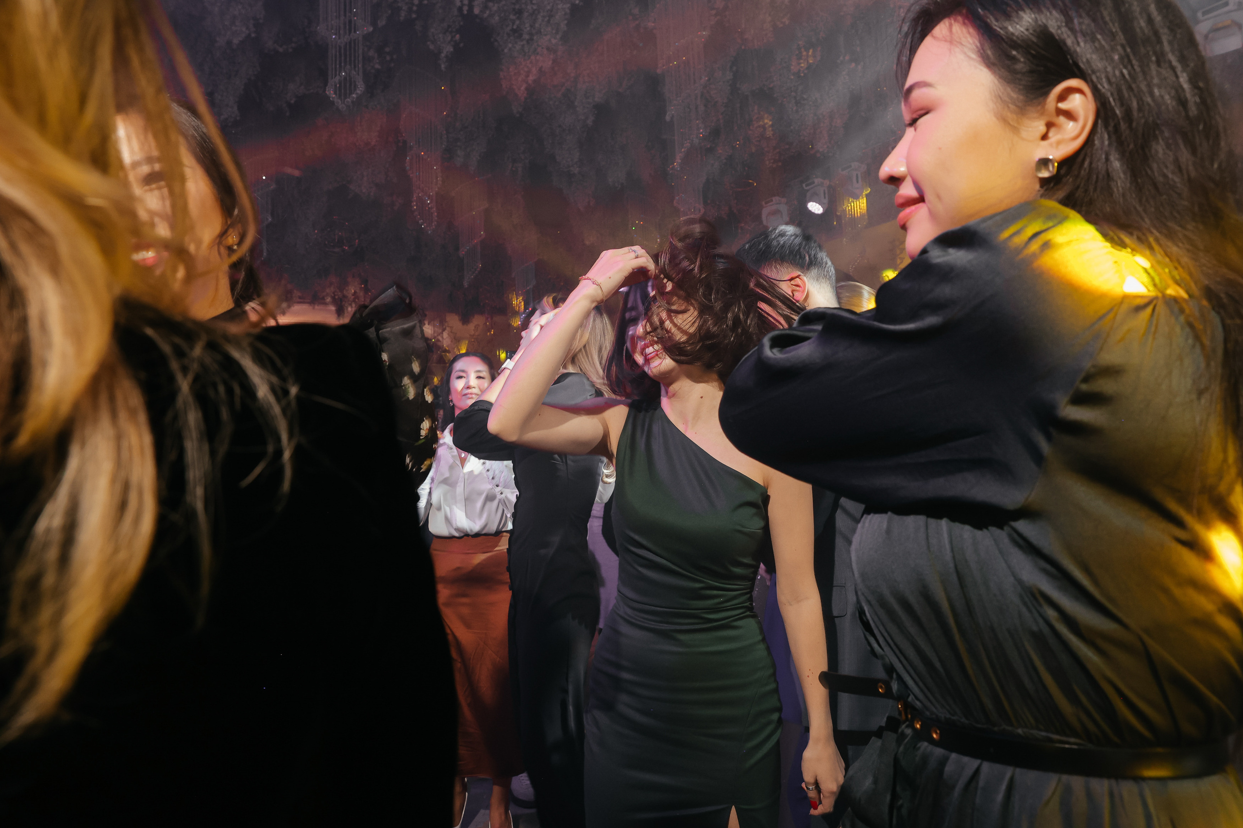 Свадебный фотограф. Свадебный и семейный фотограф в Бишкеке Давлетбаев Талгат