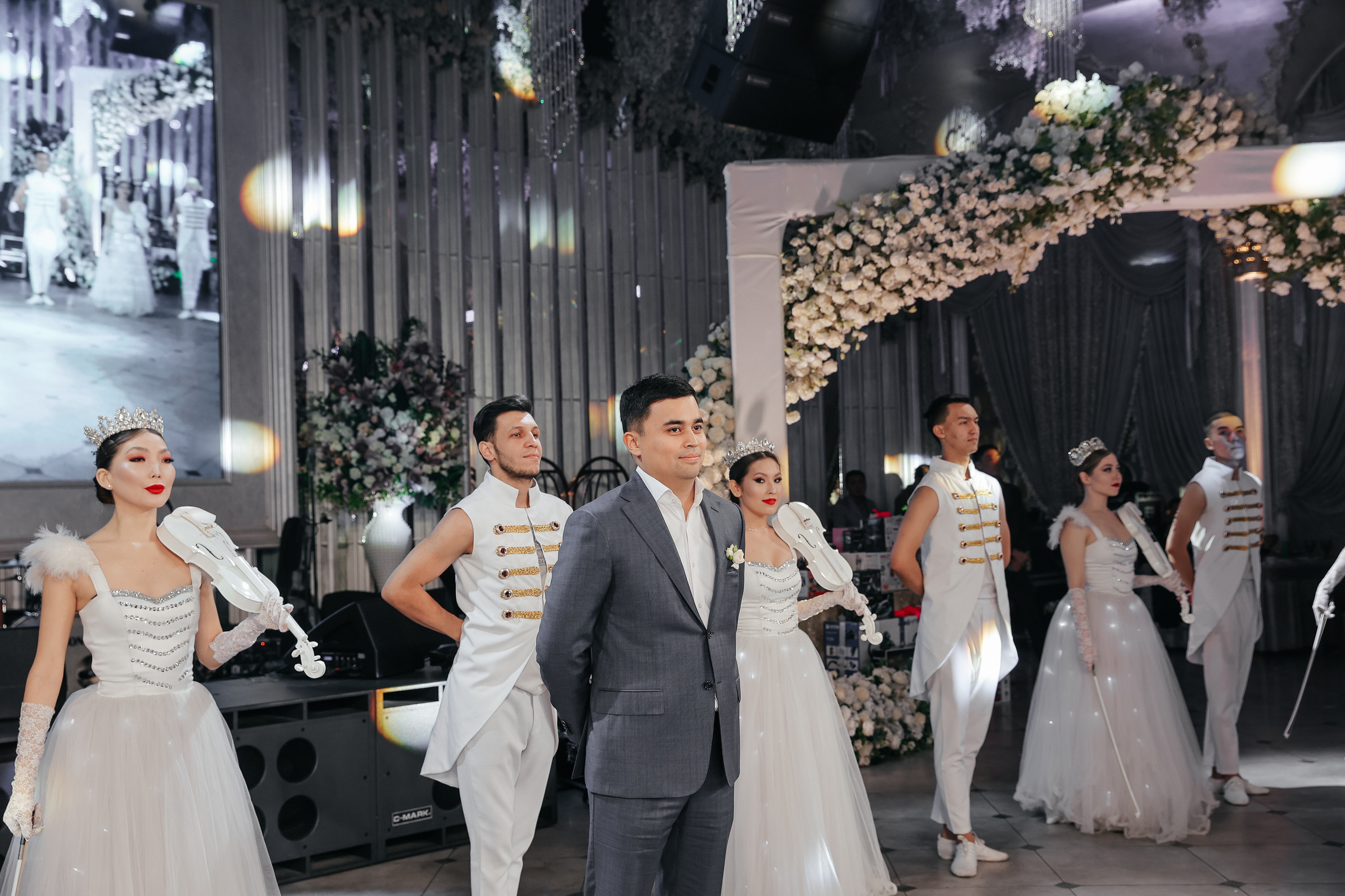 Свадебный фотограф. Свадебный и семейный фотограф в Бишкеке Давлетбаев Талгат