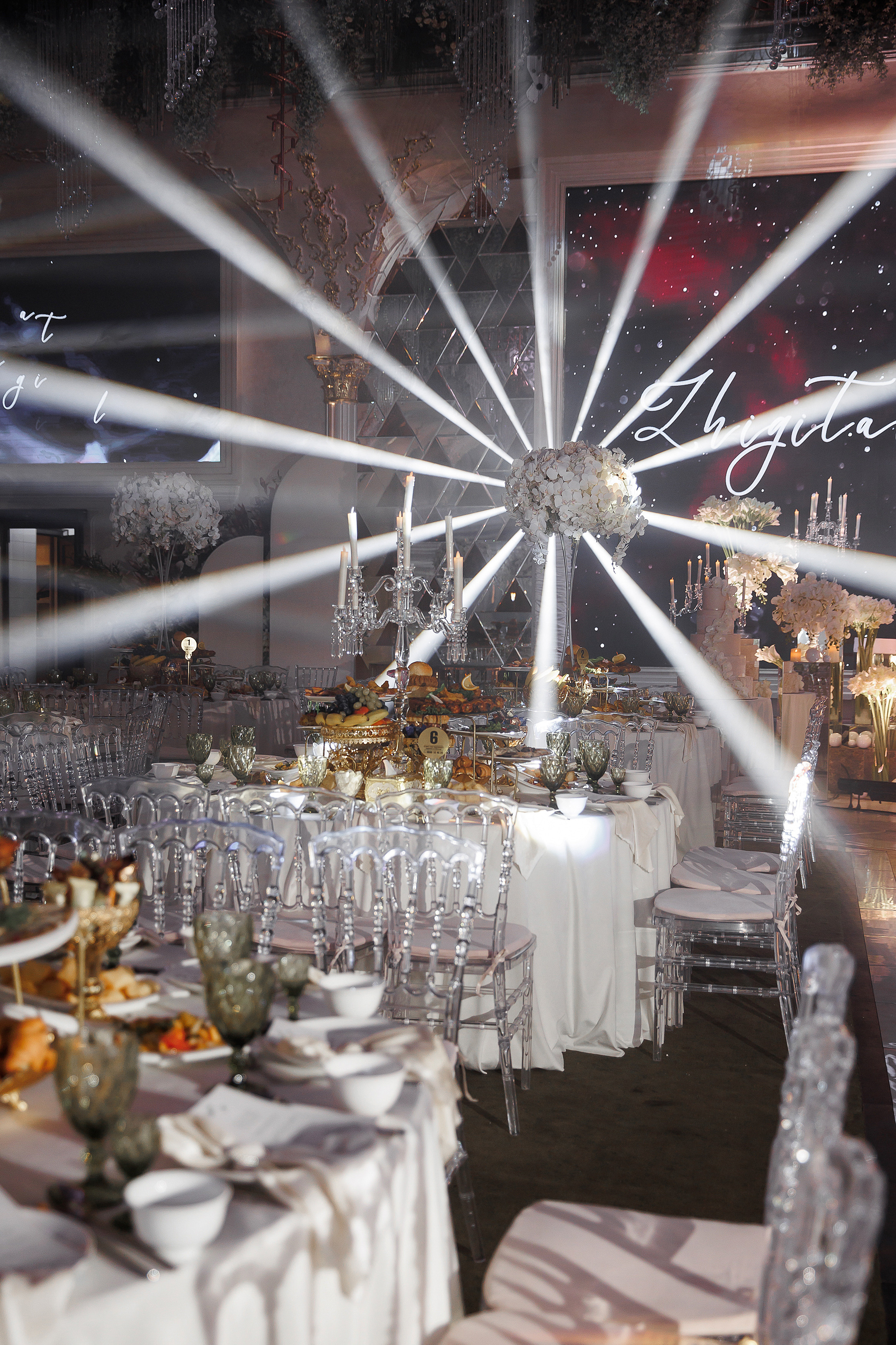 Свадебный фотограф. Свадебный и семейный фотограф в Бишкеке Давлетбаев Талгат