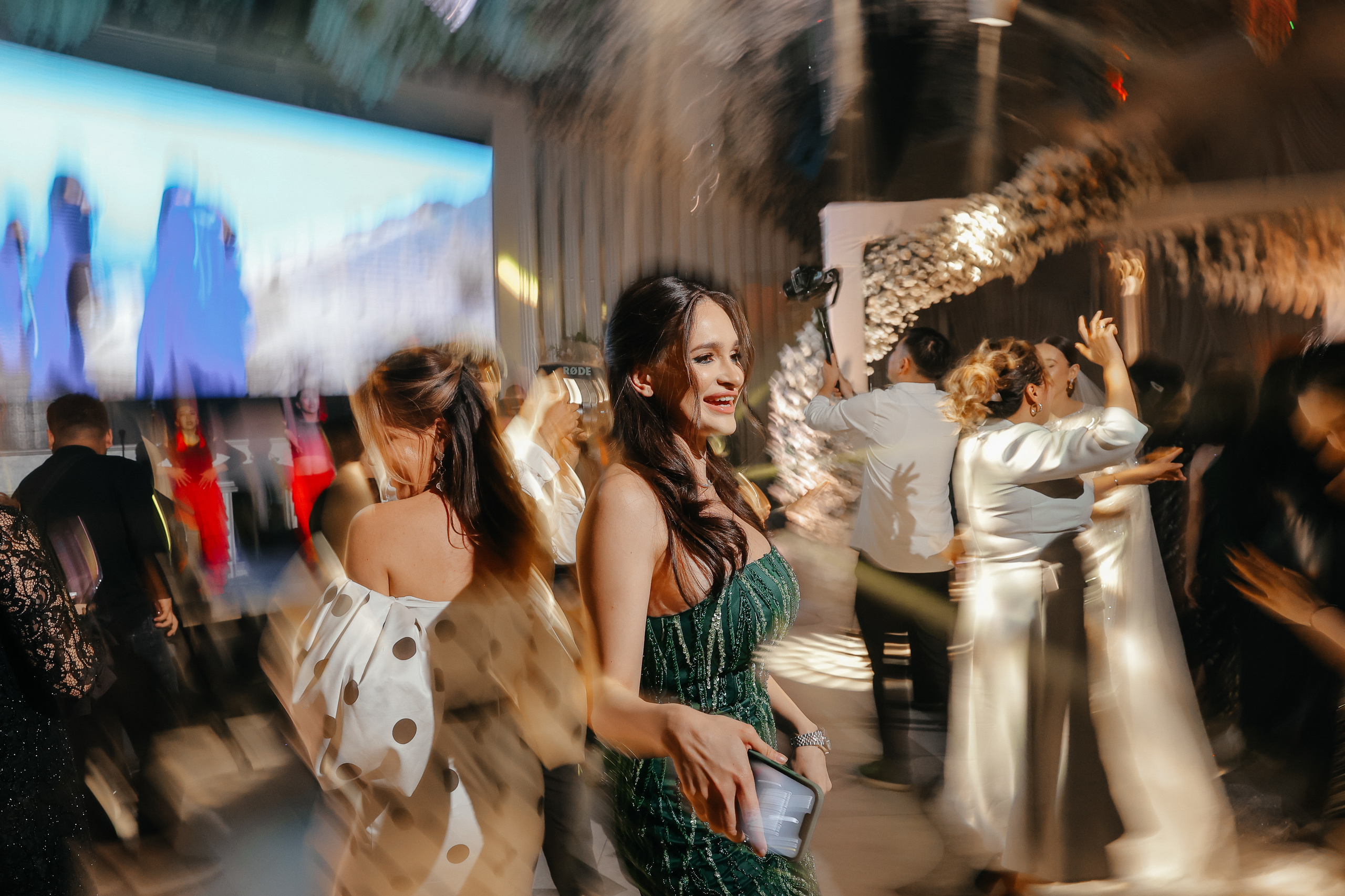 Свадебный фотограф. Свадебный и семейный фотограф в Бишкеке Давлетбаев Талгат