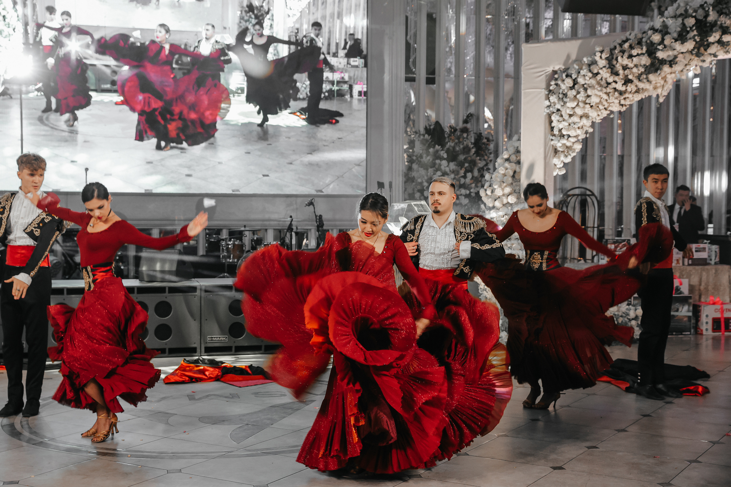 Свадебный фотограф. Свадебный и семейный фотограф в Бишкеке Давлетбаев Талгат