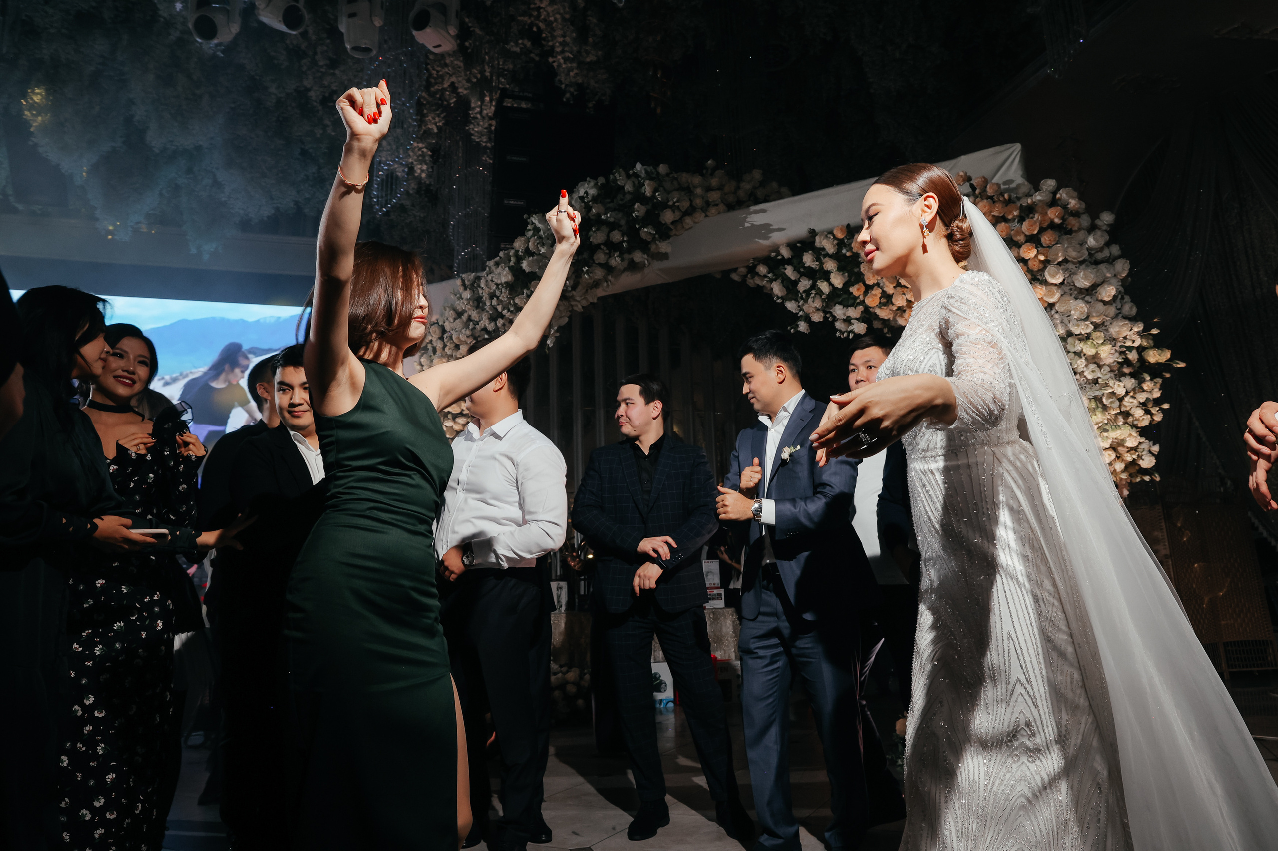 Свадебный фотограф. Свадебный и семейный фотограф в Бишкеке Давлетбаев Талгат