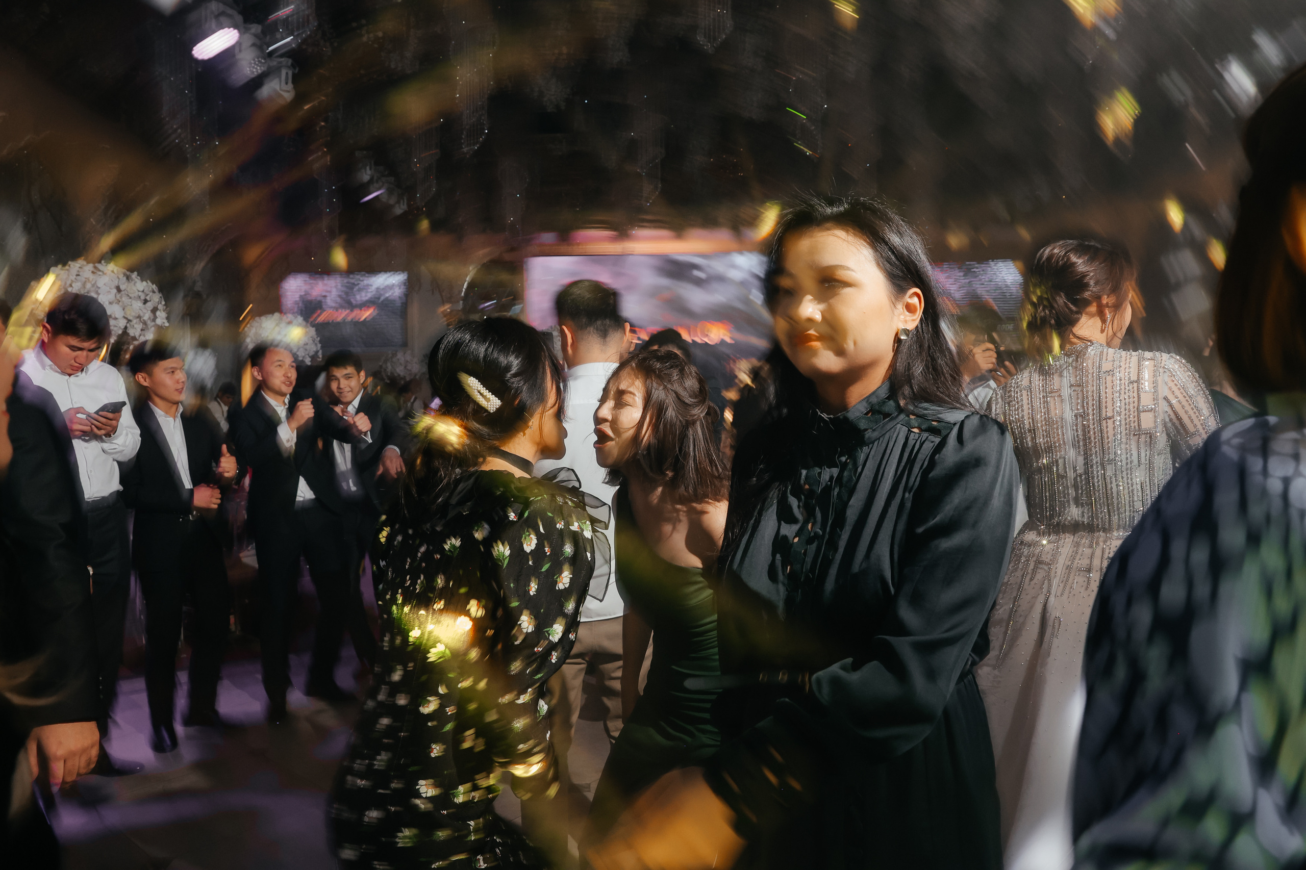 Свадебный фотограф. Свадебный и семейный фотограф в Бишкеке Давлетбаев Талгат