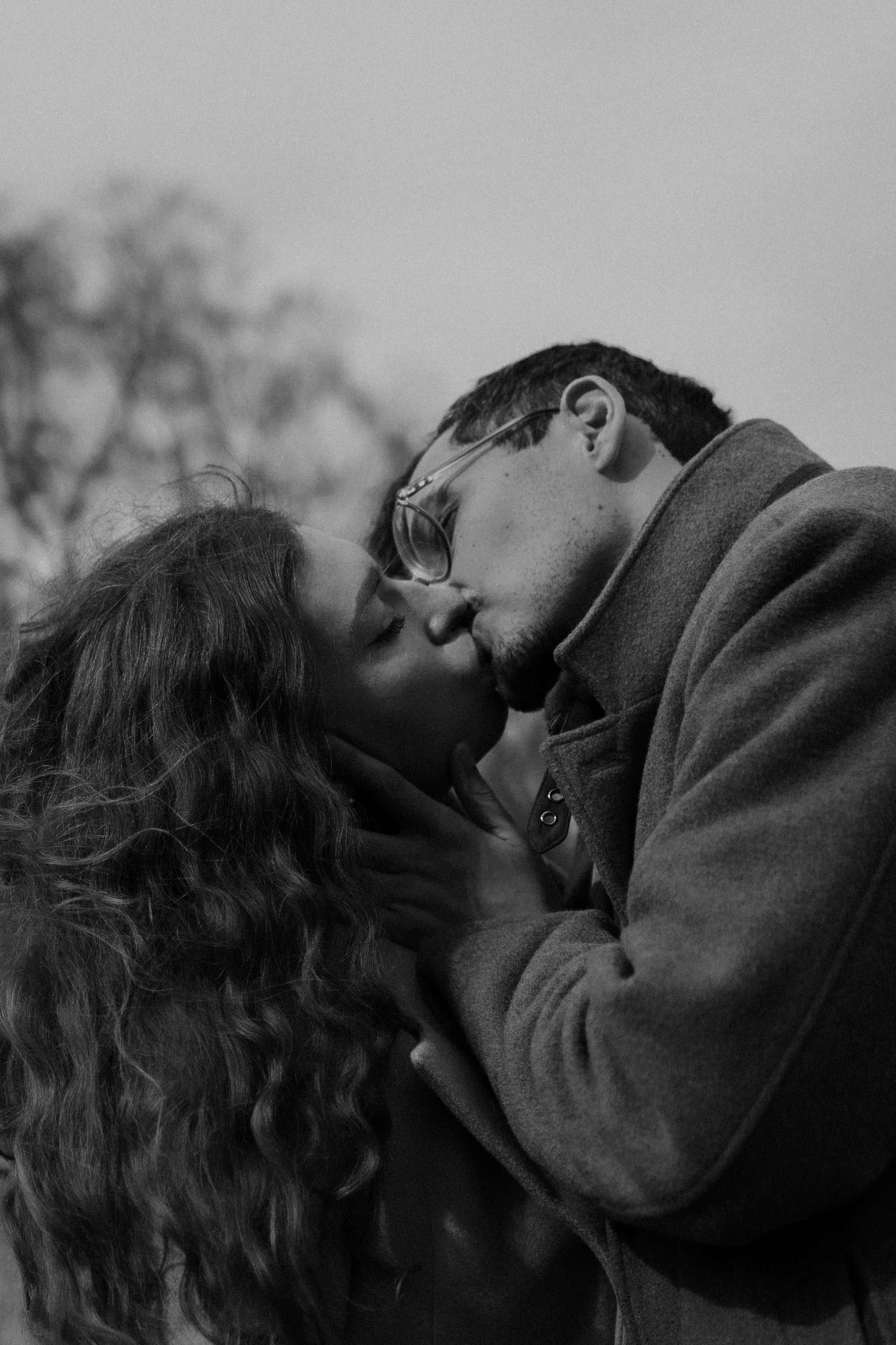 Love Story in Leipzig Park. Emotional&Cinematic Couple Photoshoot by Kristina Kozheltsova. Kristina Kozheltsova- Soulful Portrait&Lifestyle&Love Story Photographer in Leipzig, Germany