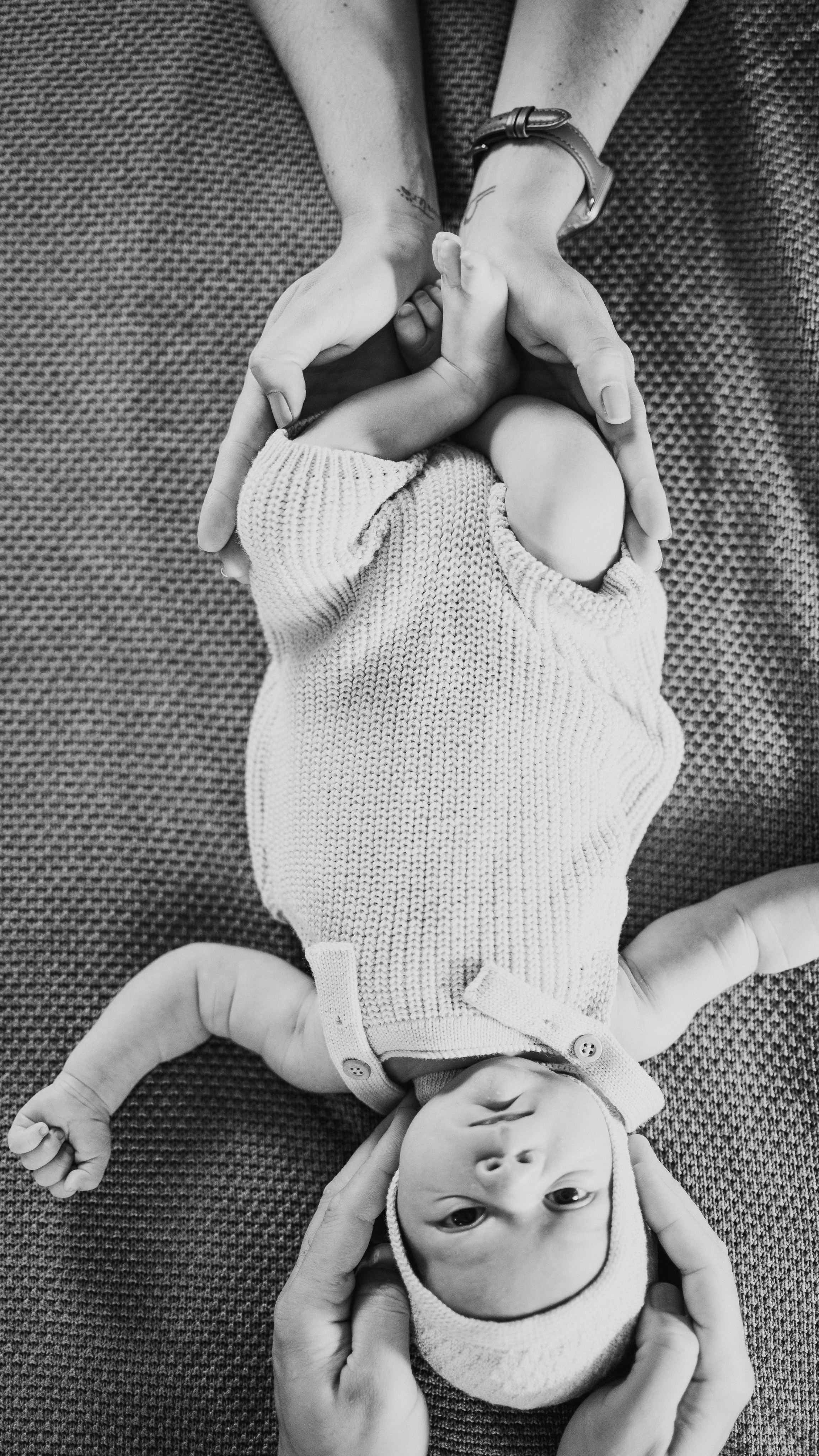 1-month-old baby. Natural and candid photography Jean Santiago