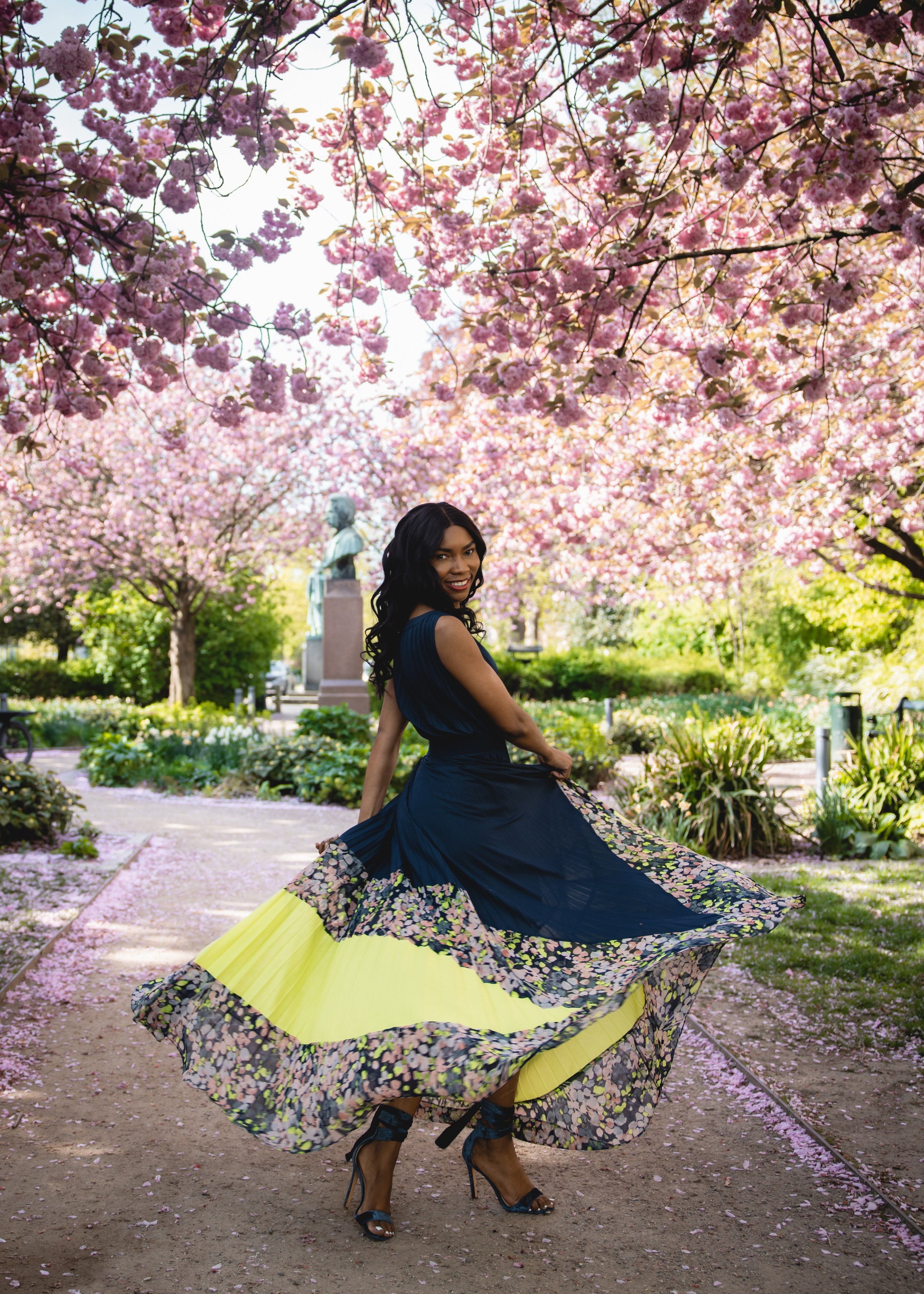 Jerusha Simon Frederiksberg. Professional wedding photographer in Copenhagen, Denmark — Julia Byron