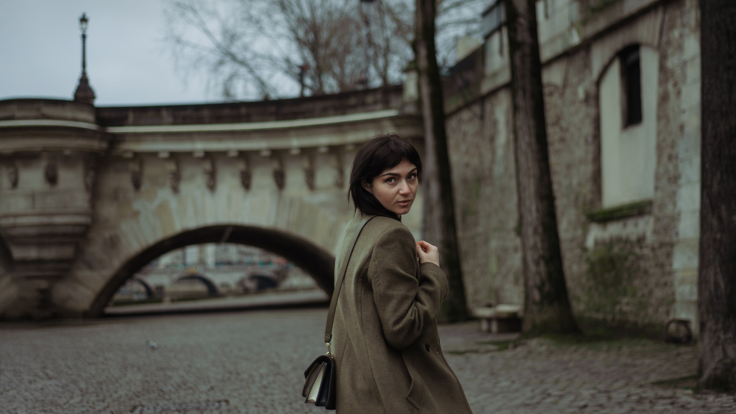 Фотосессия на острове Ситэ. Фотограф в Париже Полина Осипова