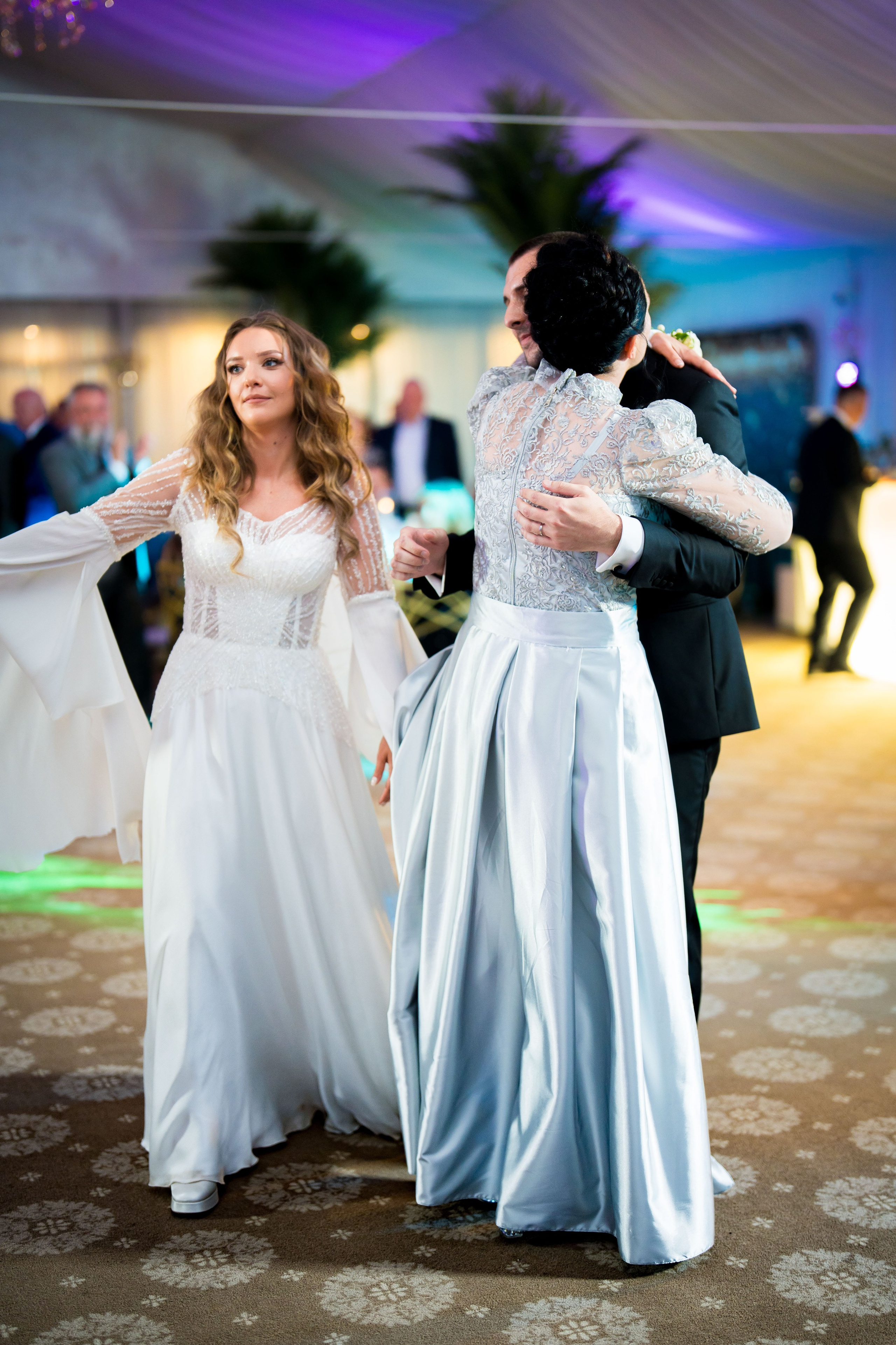 PARTY. Gabriel Florea — Fotograf nuntă București