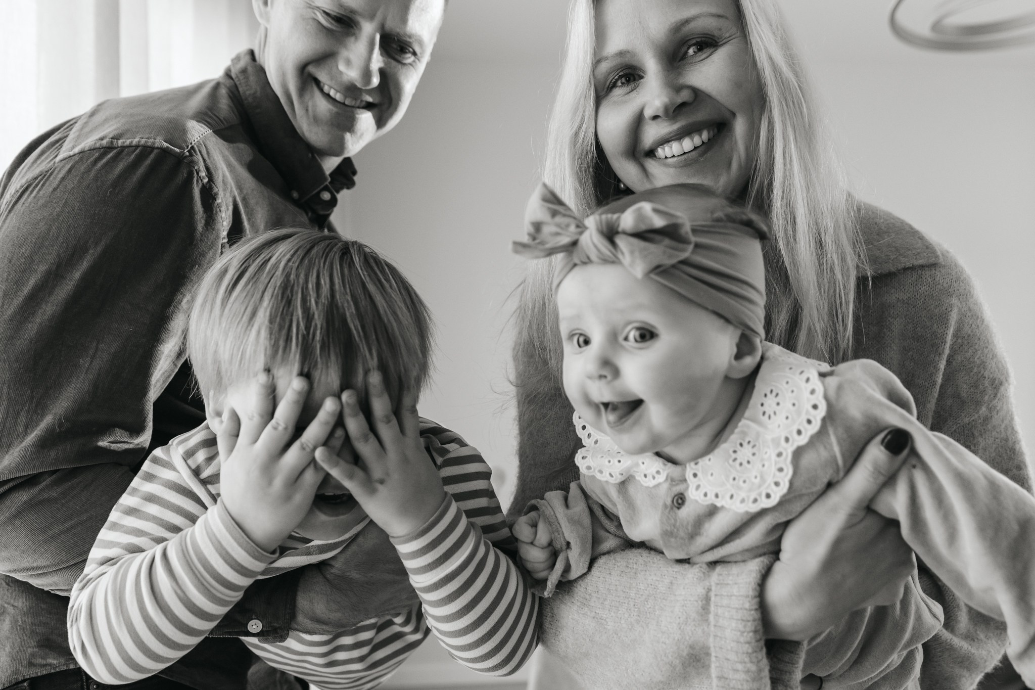 Līga Baha. Fotogrāfs — individuālās, ģimeņu, pāru fotosesijas Liepājā, Latvijā