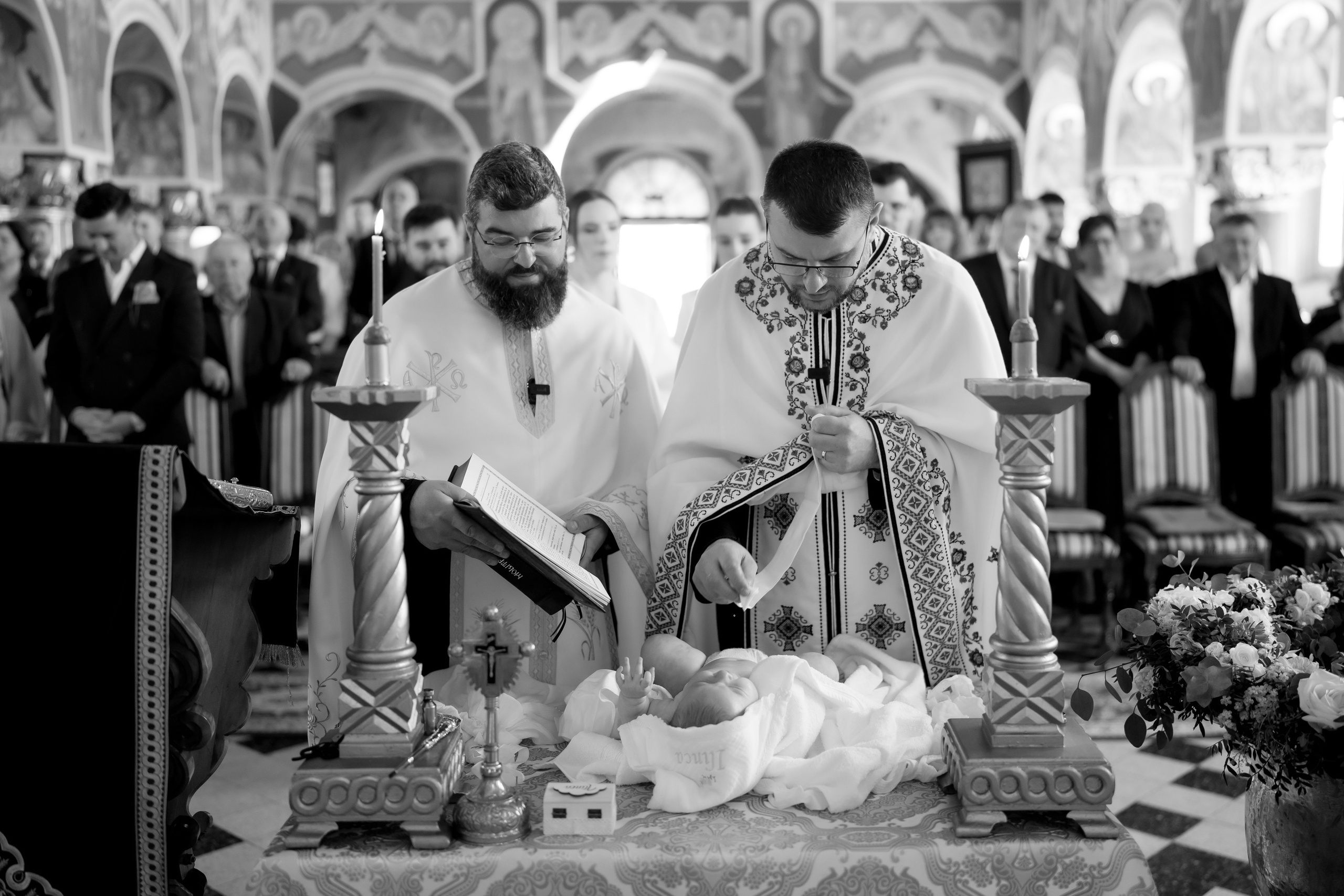 Ilinca. Mark Fazakas — Wedding Photographer