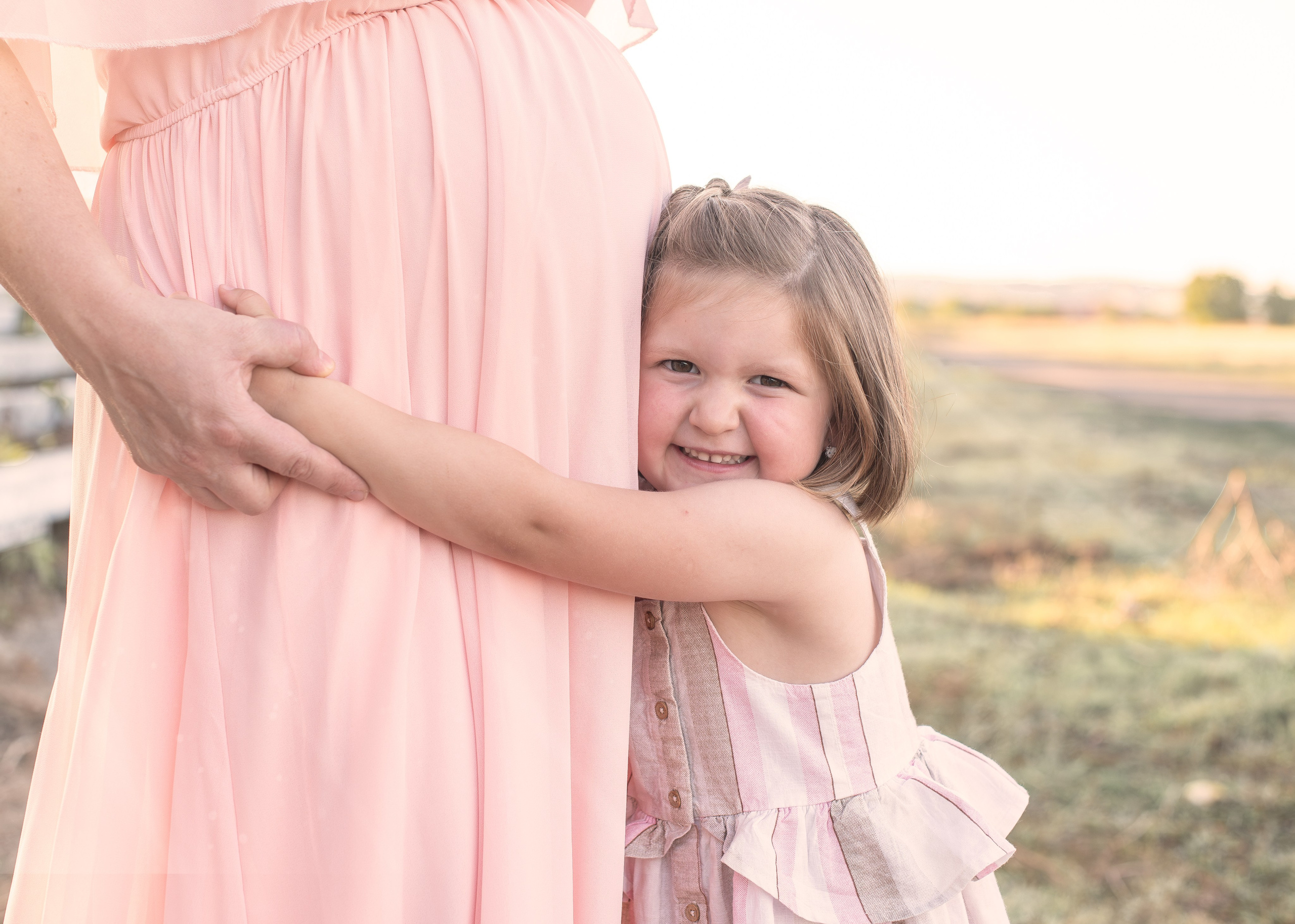 Maternity Portraits “Waiting for you”. Children, family and event photographer Mirjana Zdravkovic