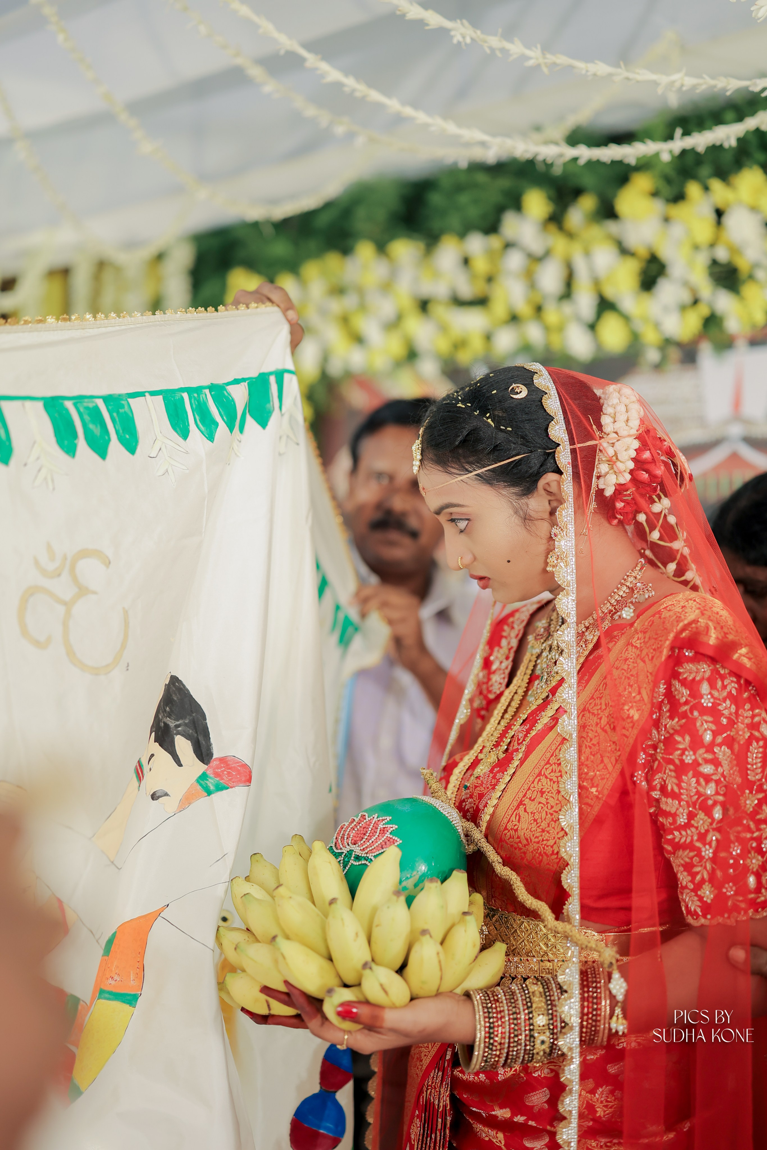 PRAVALIKA-VINEETH. PIC BY SUDHAKONE