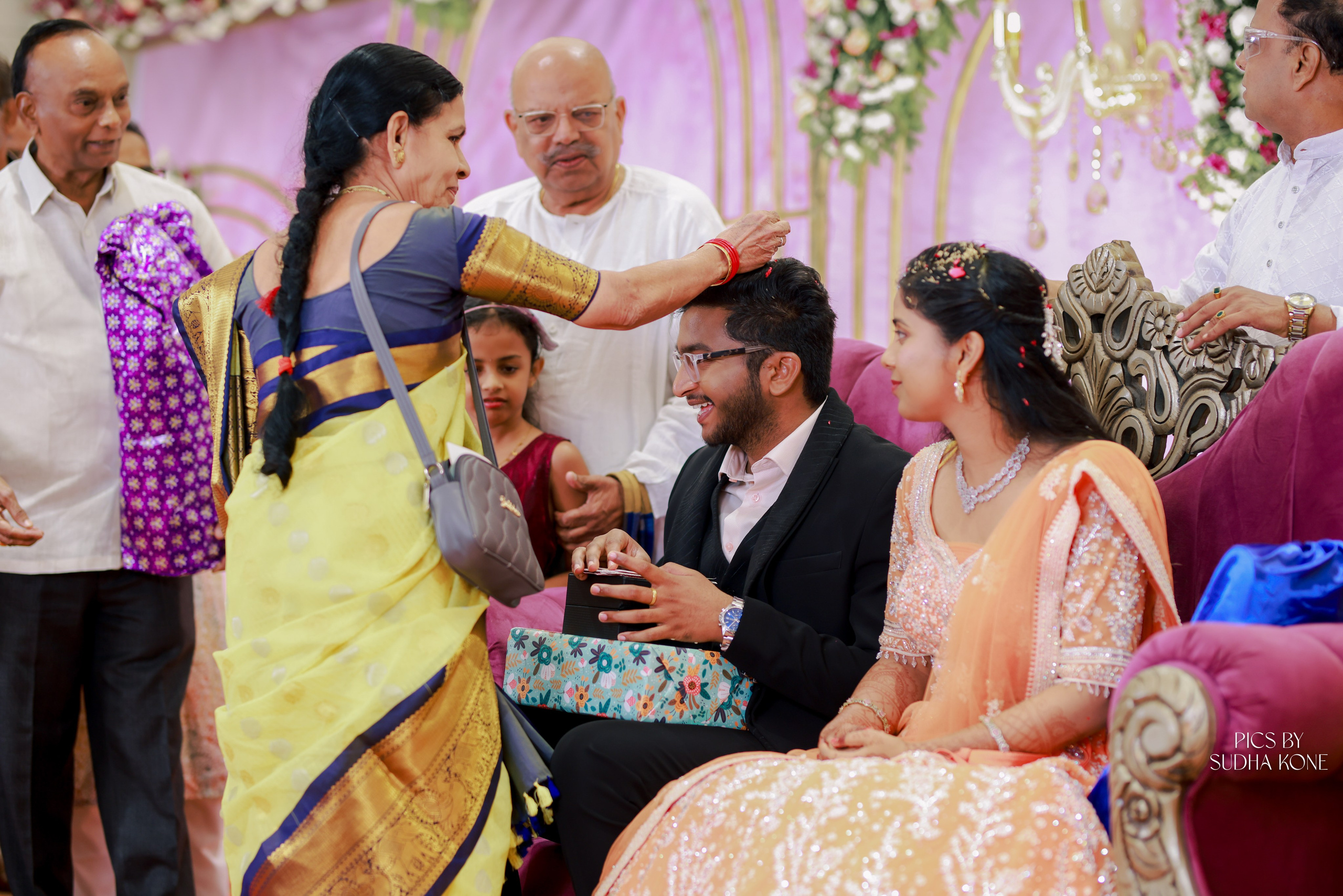 ARAVIND & ANANYA RECEPTION. PIC BY SUDHAKONE
