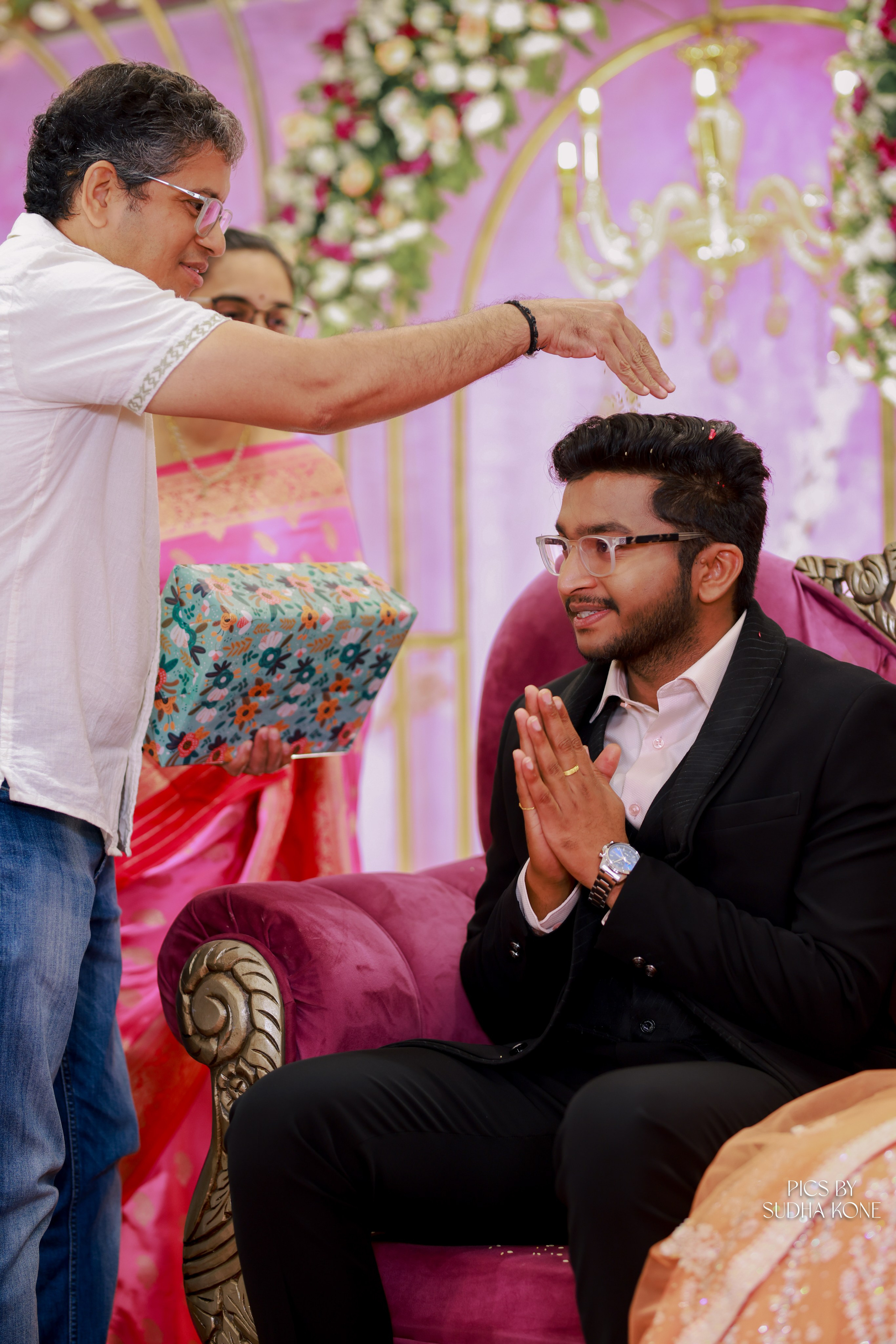 ARAVIND & ANANYA RECEPTION. PIC BY SUDHAKONE