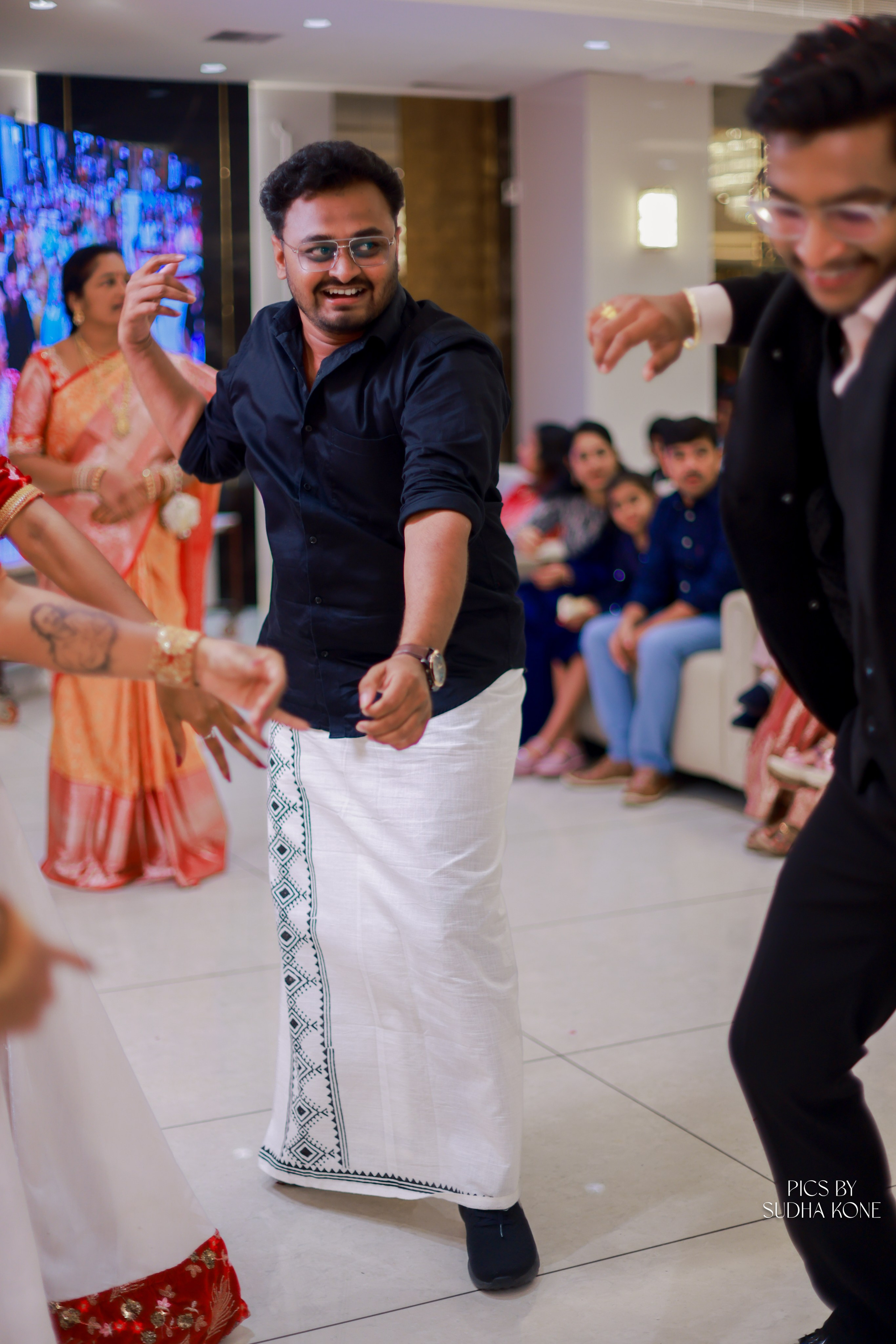 ARAVIND & ANANYA RECEPTION. PIC BY SUDHAKONE