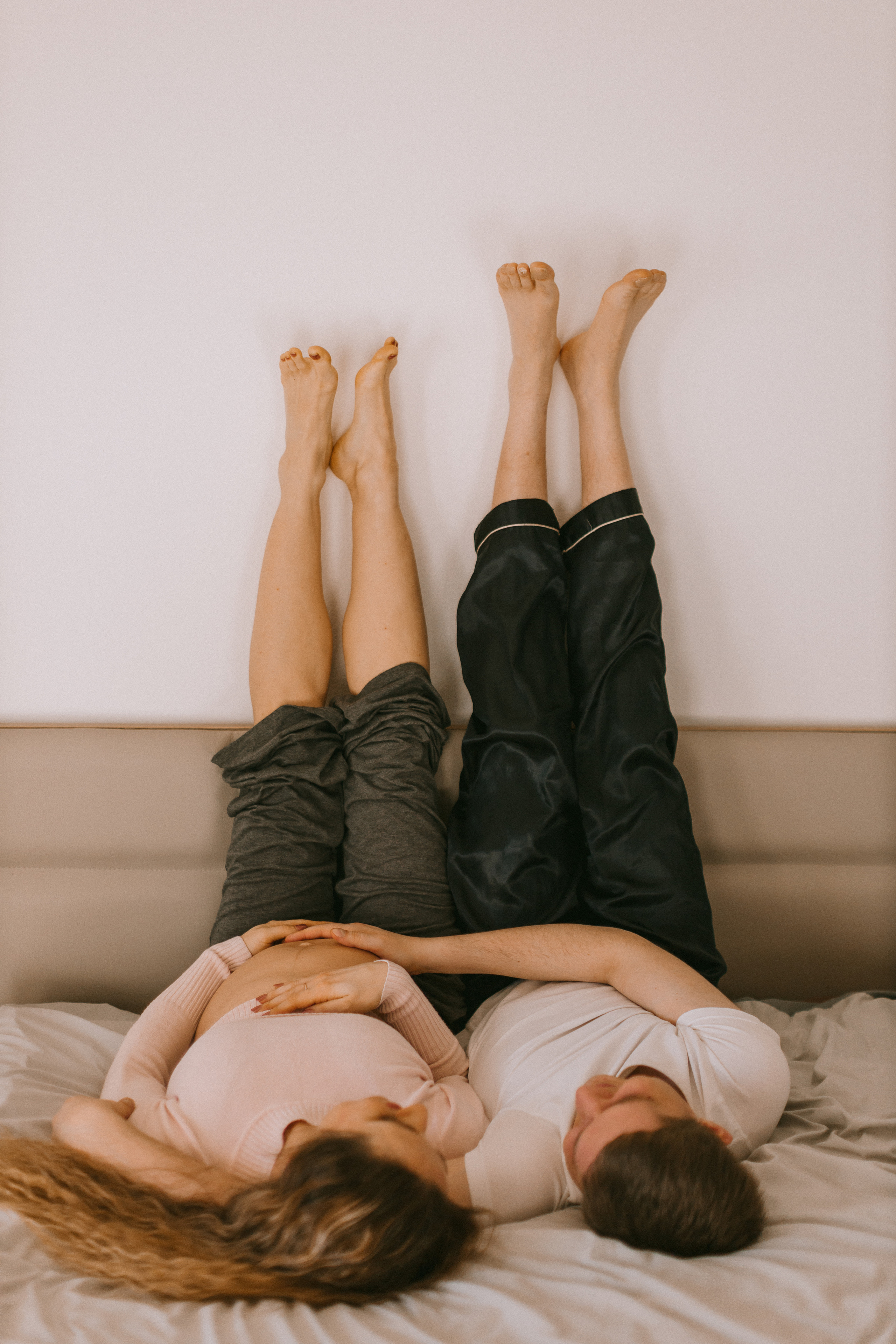 Babybauch-Fotoshooting zu Hause. Maria Chistyakovа — Fotografin in Karlsruhe, Baden-Baden und Umgebung