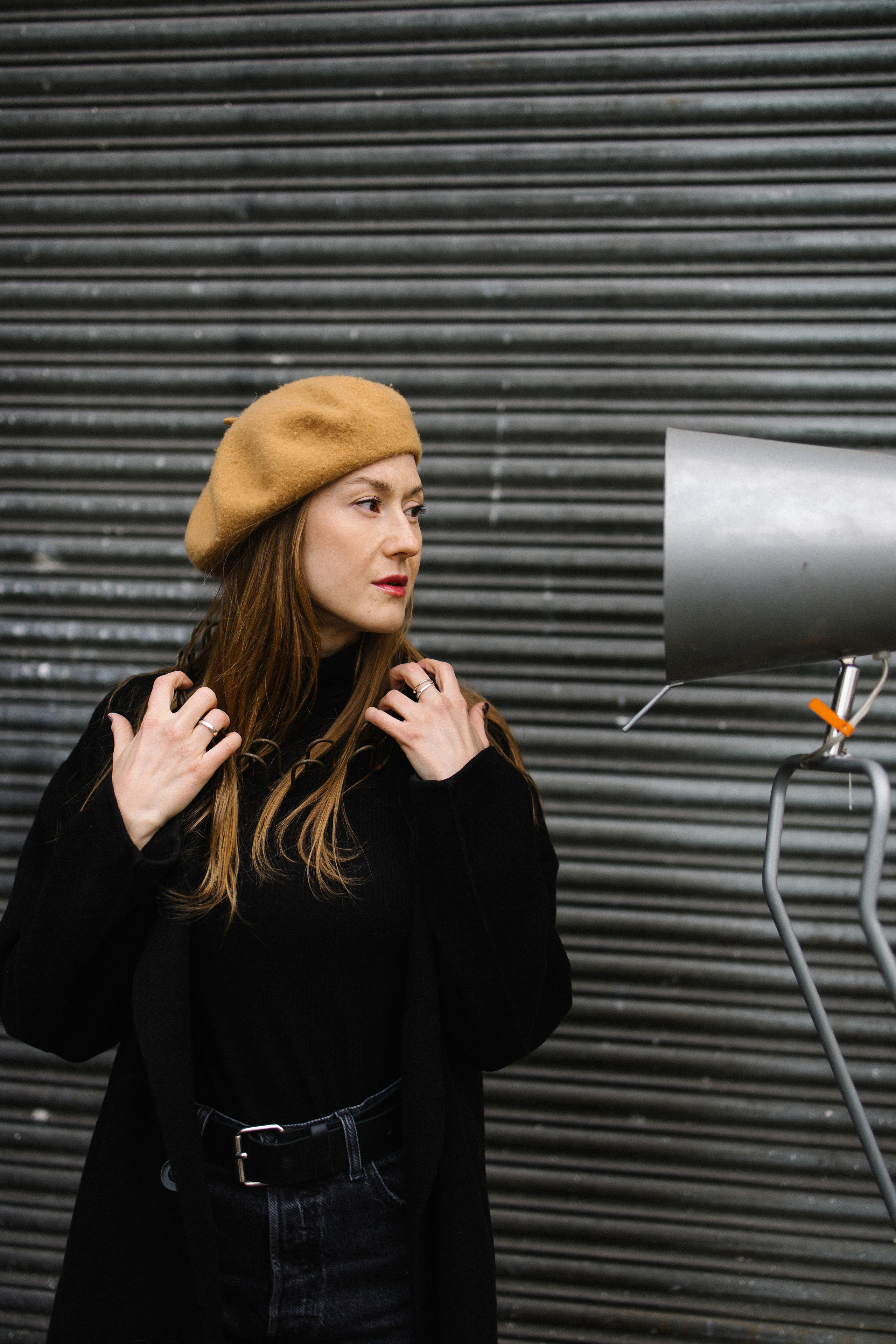 «Она несла в руках отвратительные, тревожные желтые цветы…». Фотограф в Германии — Мария Чистякова