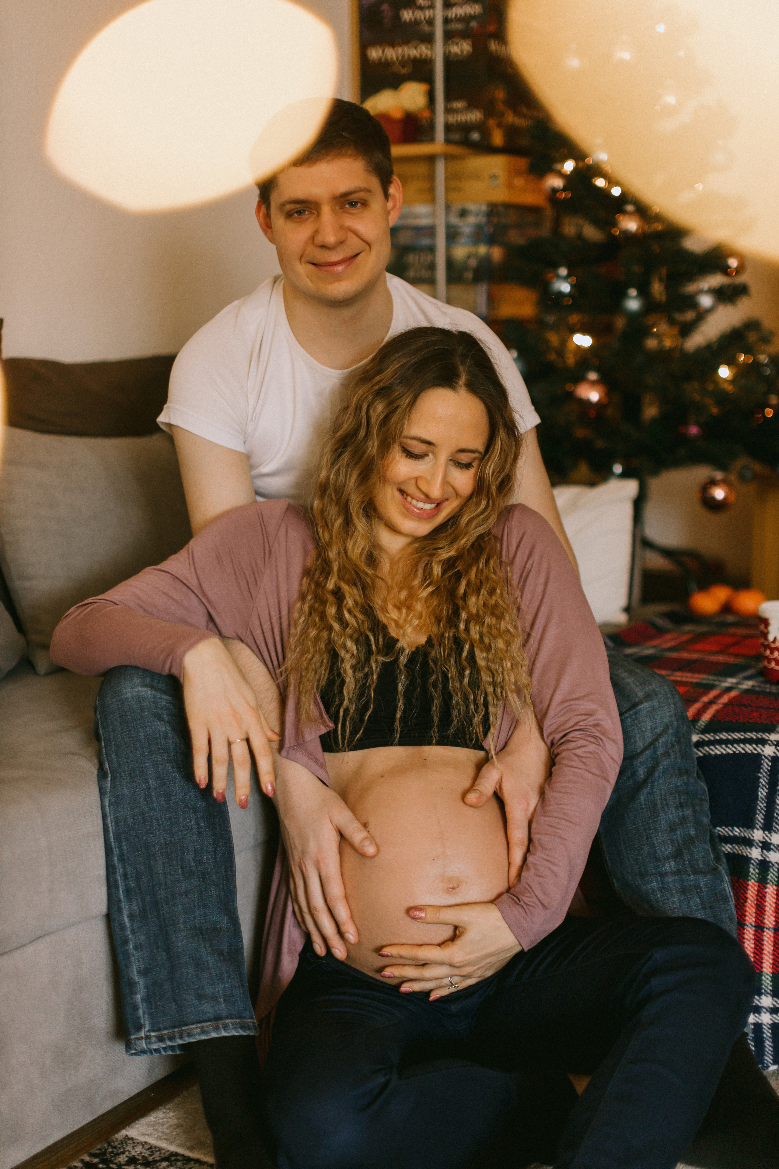 Babybauch-Fotoshooting zu Hause. Maria Chistyakovа — Fotografin in Karlsruhe, Baden-Baden und Umgebung