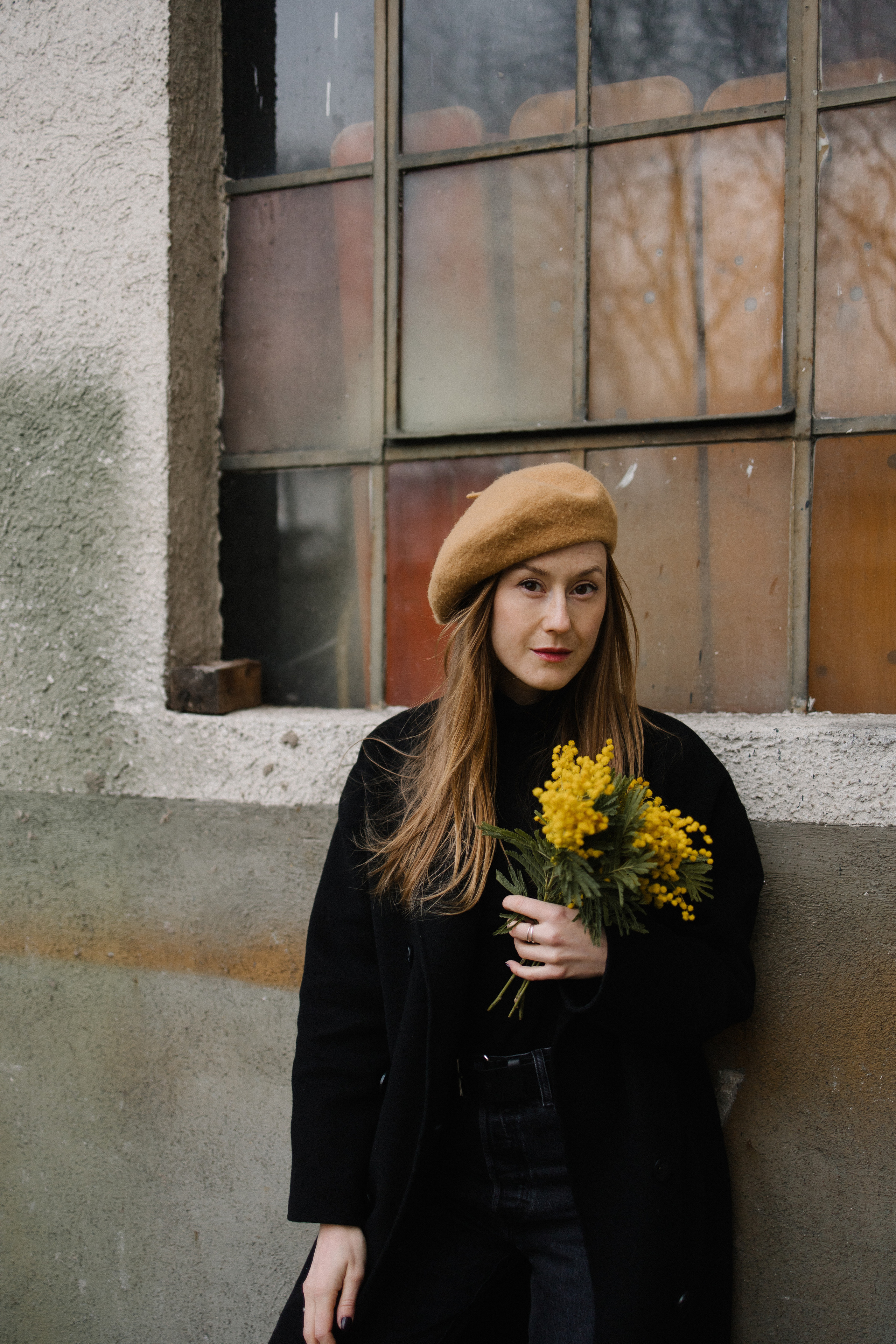 «Она несла в руках отвратительные, тревожные желтые цветы…». Фотограф в Германии — Мария Чистякова