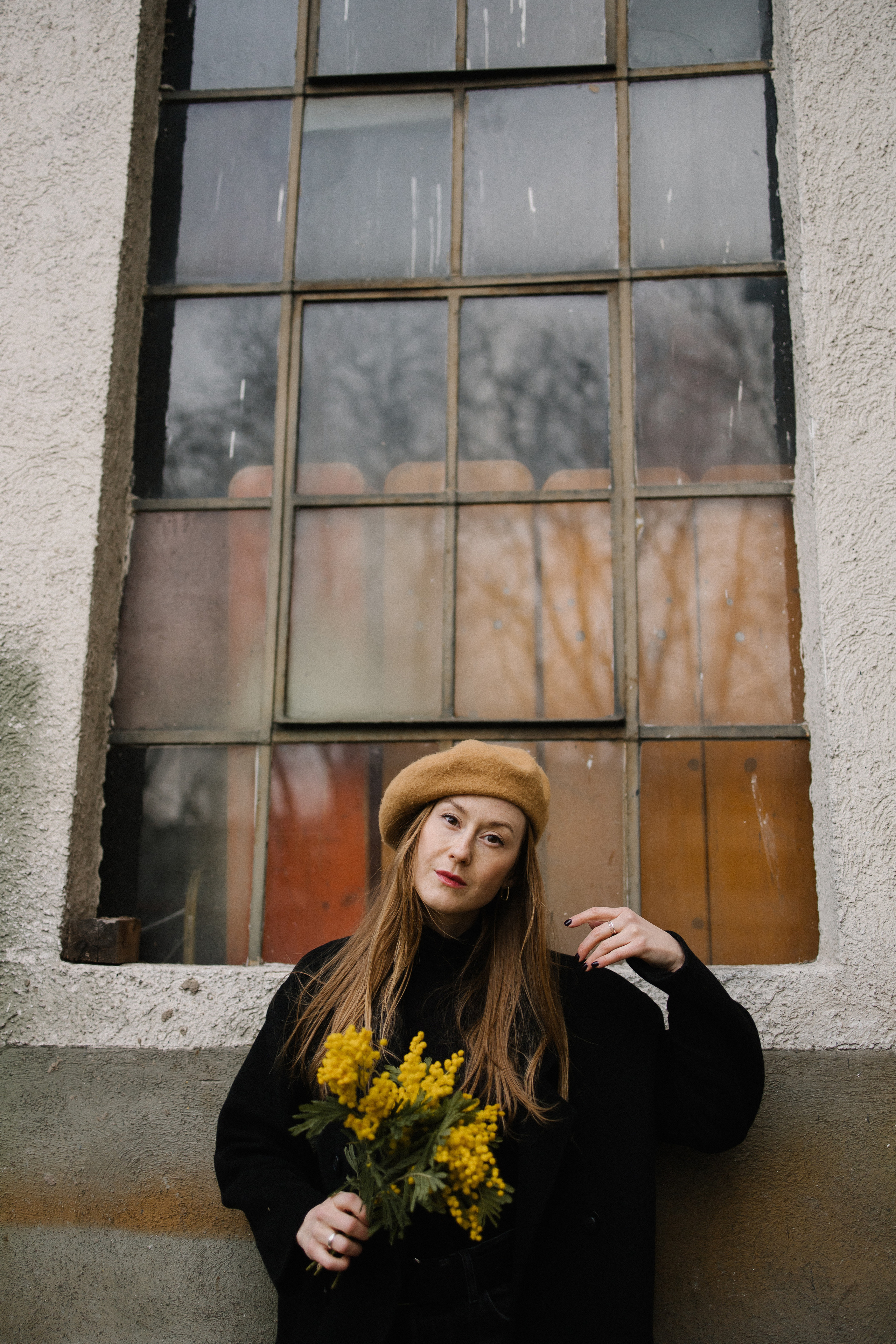 «Она несла в руках отвратительные, тревожные желтые цветы…». Фотограф в Германии — Мария Чистякова