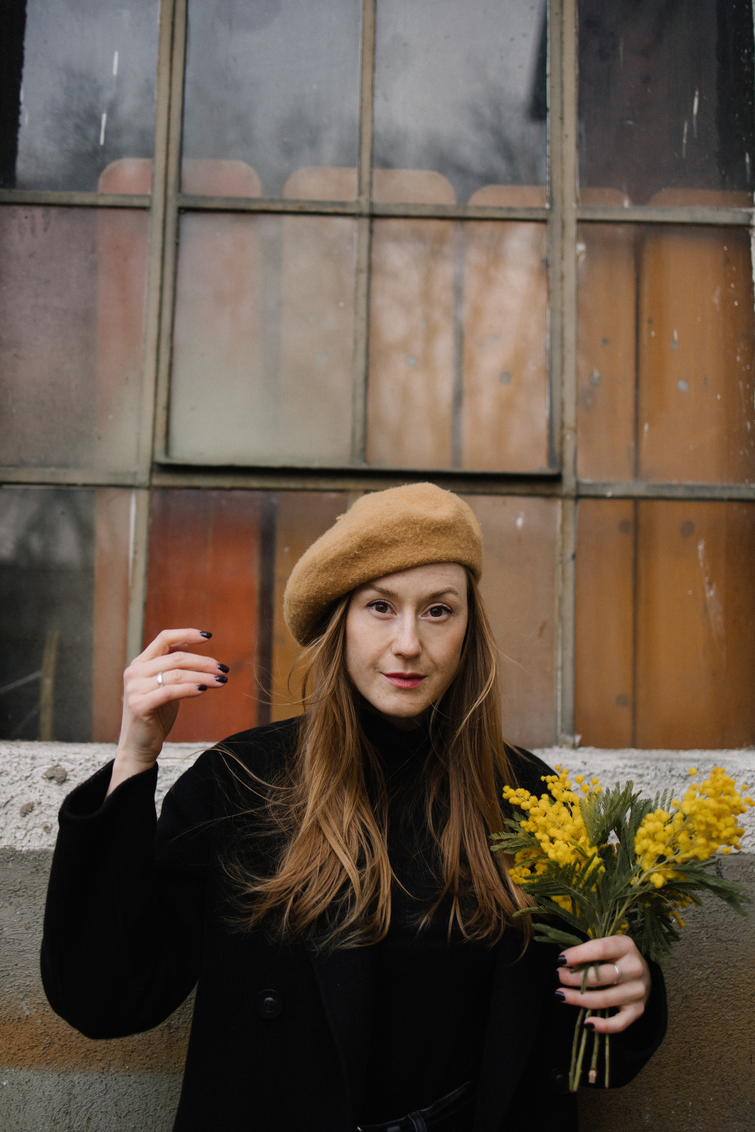 «Она несла в руках отвратительные, тревожные желтые цветы…». Фотограф в Германии — Мария Чистякова