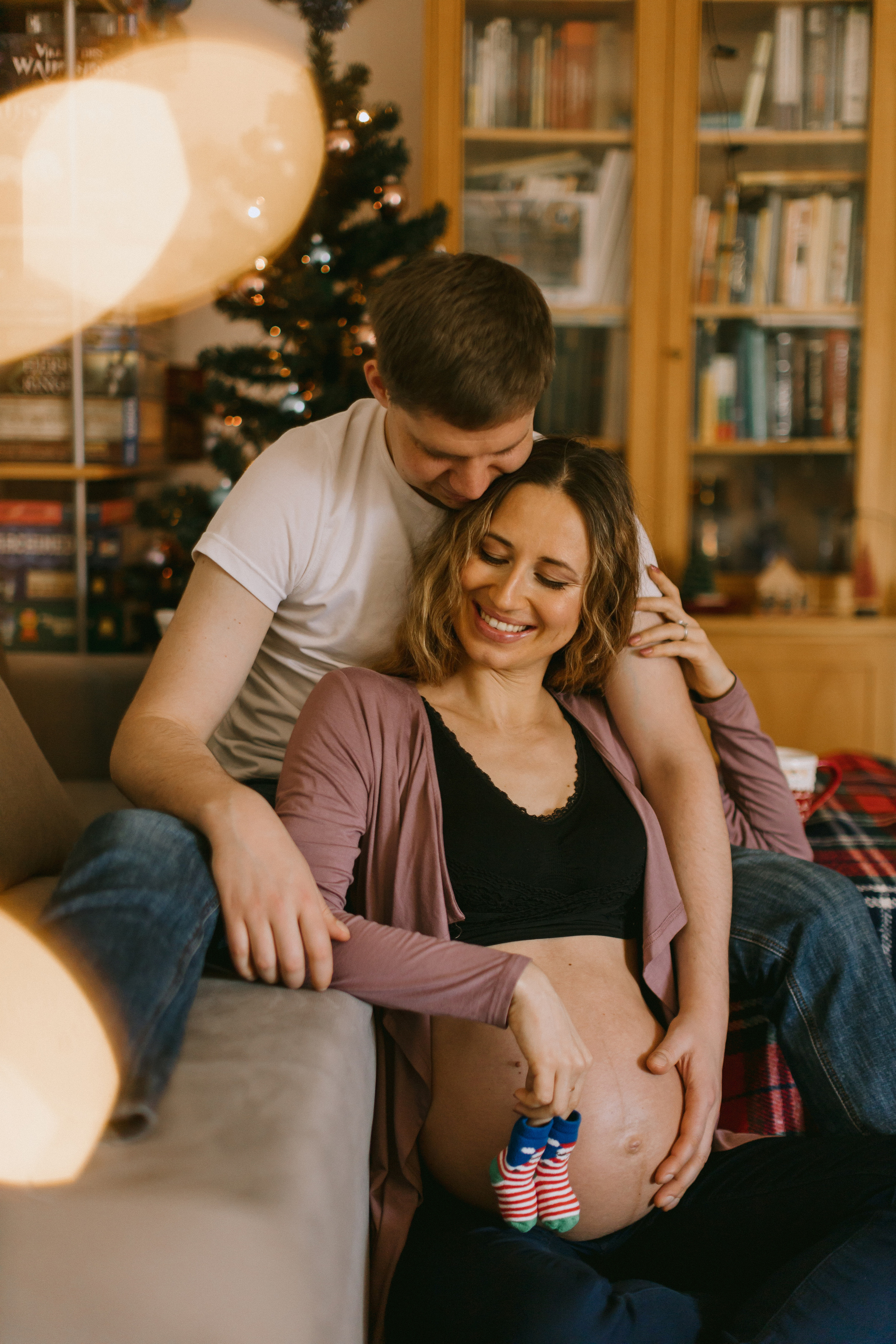 Babybauch-Fotoshooting zu Hause. Maria Chistyakovа — Fotografin in Karlsruhe, Baden-Baden und Umgebung