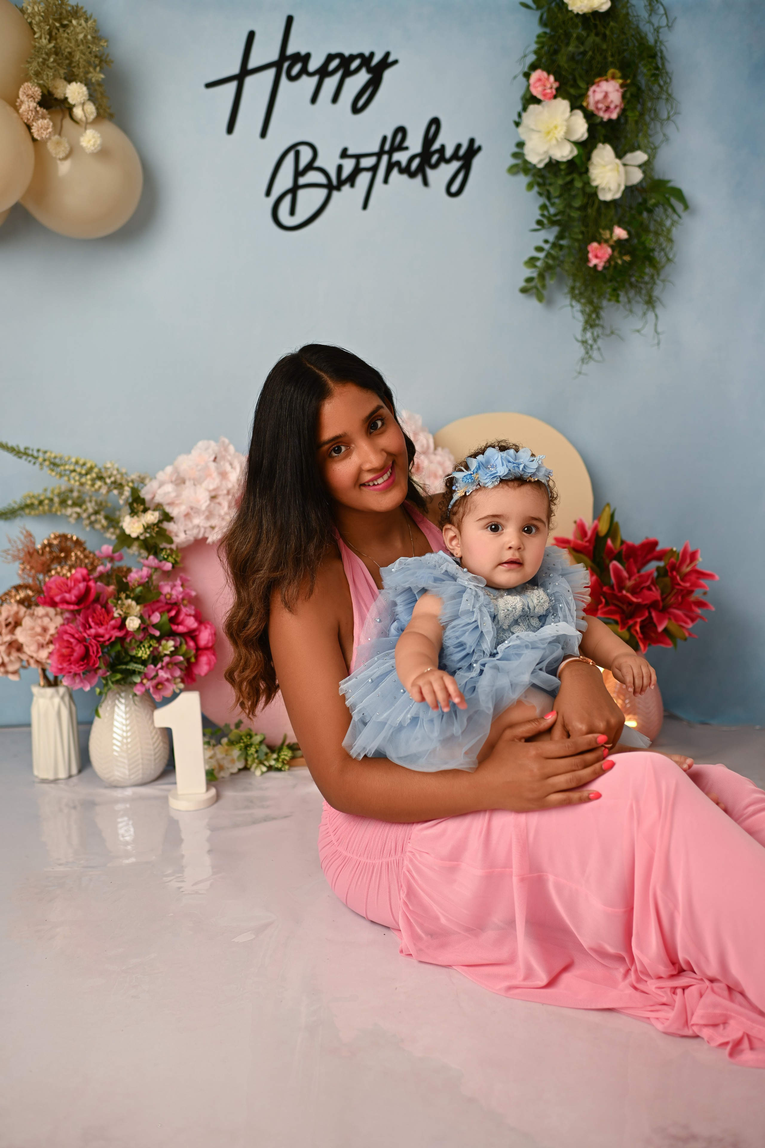 Cake Smash Fotoshooting zum ersten, zweiten Geburtstag. Neugeborene, Baby Fotografin in Düren (NRW) - Vitalina Unruh
