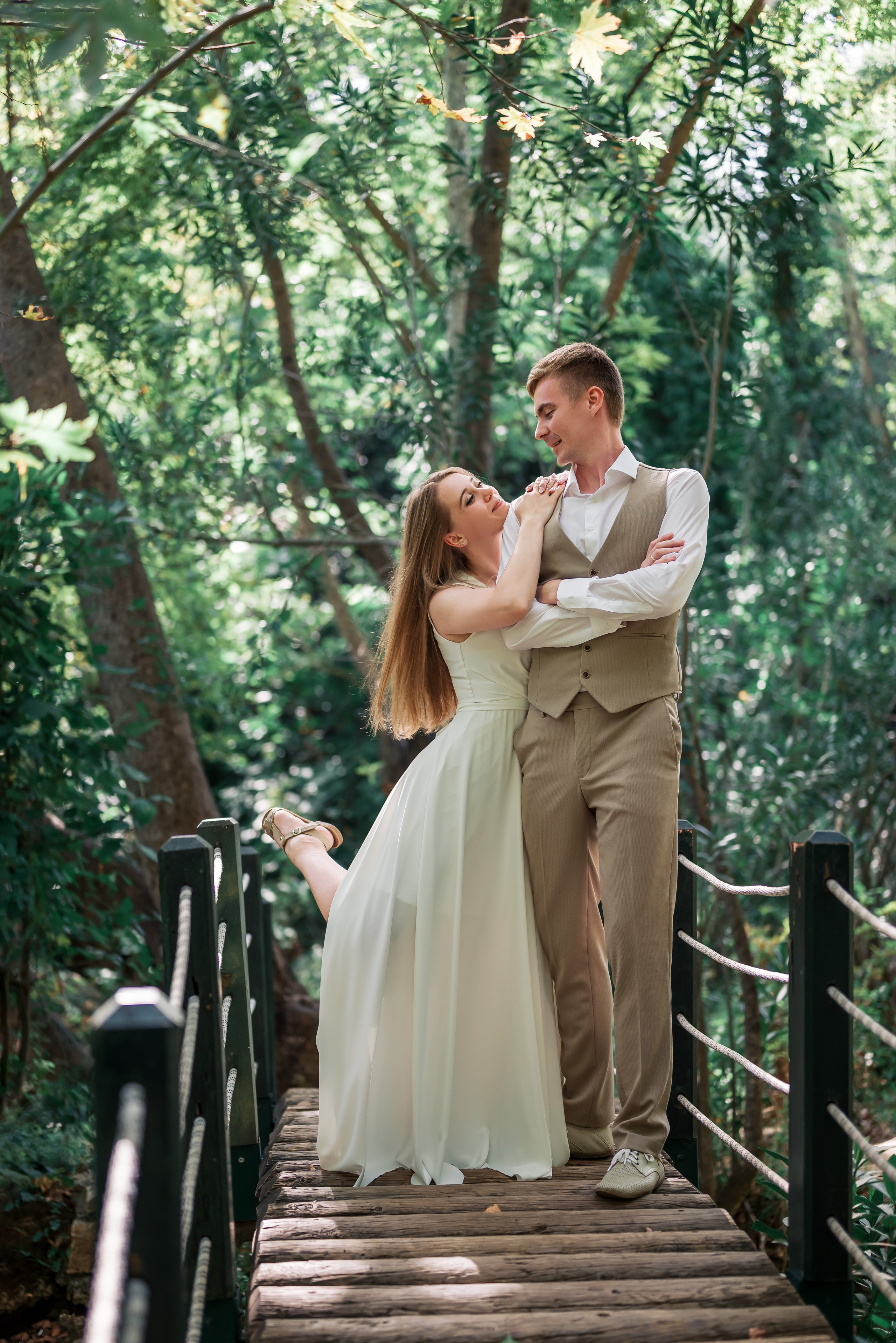Свадебная фотосессия на водопадах Куршунлу, Анталия. Фотограф в Анталии, Кемере, Турции