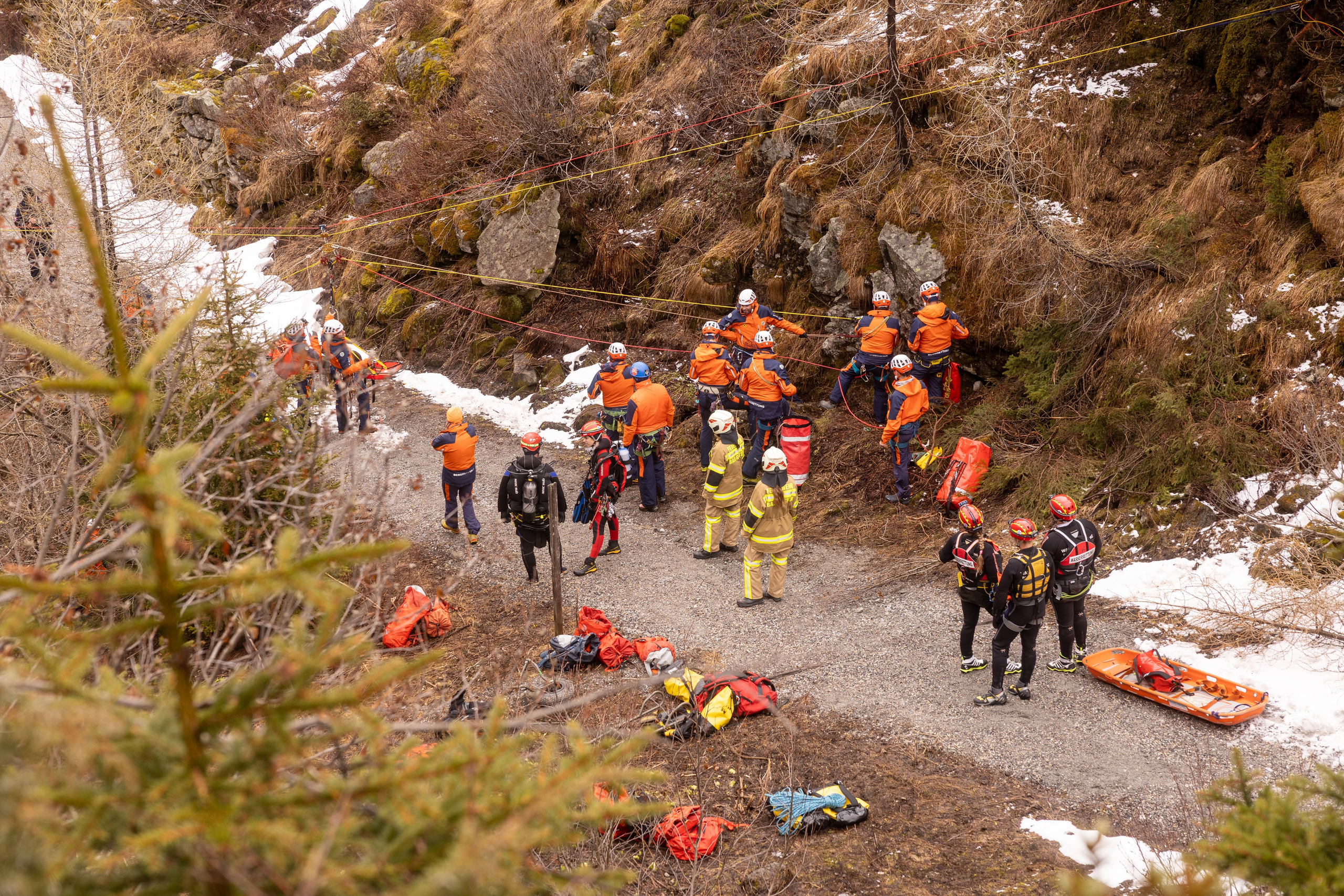 BEZIRKSÜBUNG WASSERRETTUNG 2025, Sportgastein. Guzel Kolobova| Fotografin| Salzburg