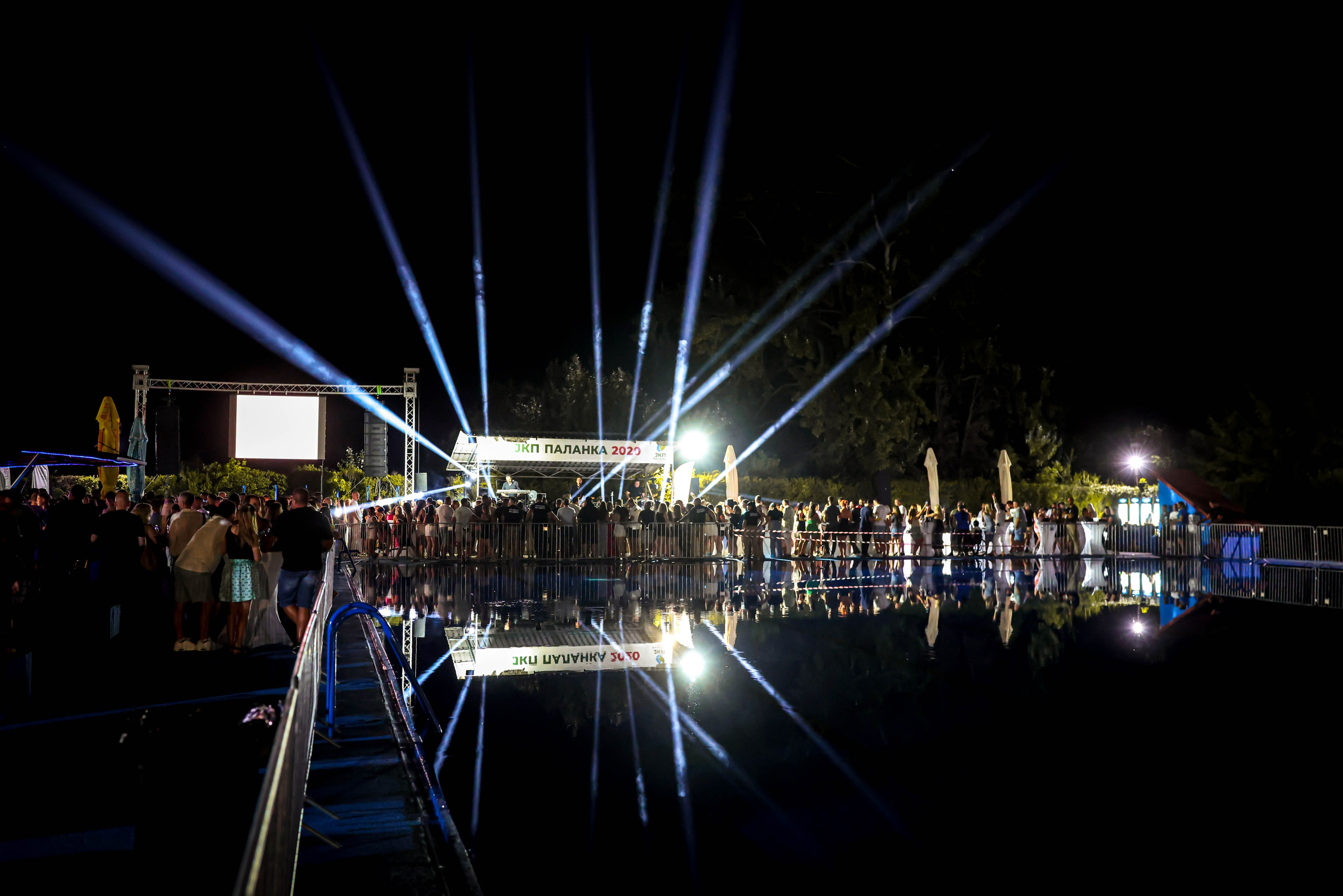 Koncert Dženana Lončarevića. Foto Simic Jagodina