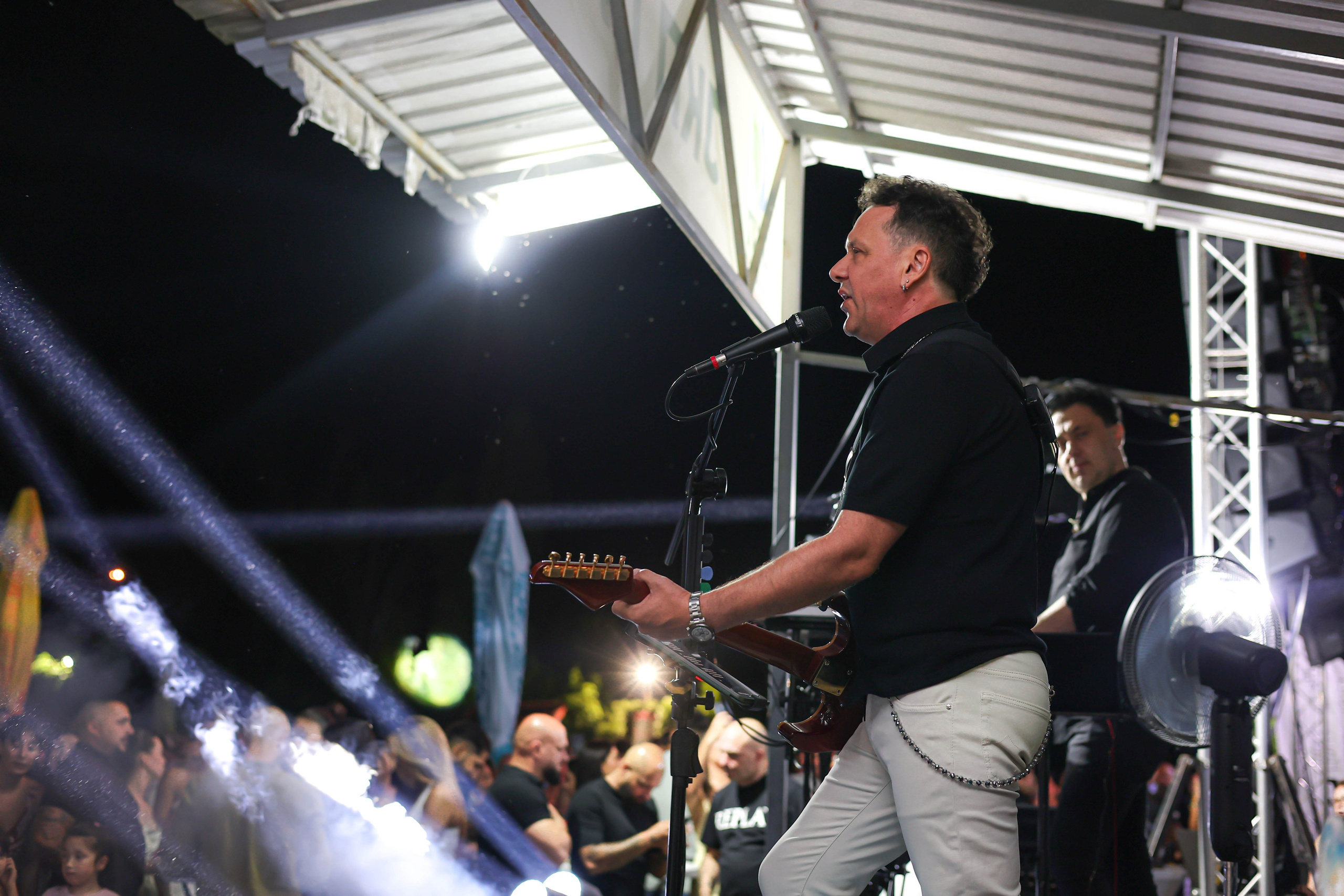 Koncert Dženana Lončarevića. Foto Simic Jagodina