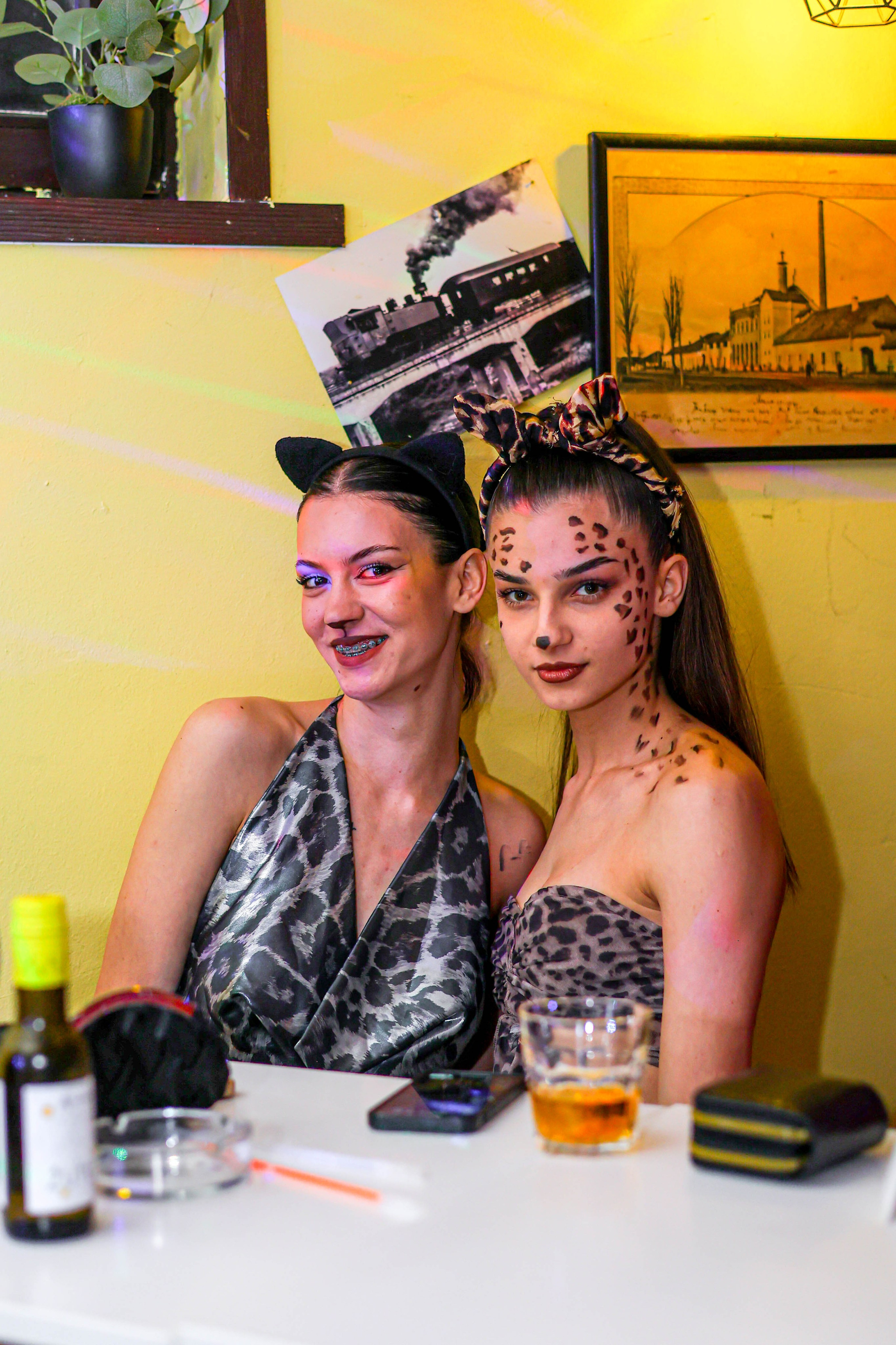 Maskenbal — Kafana Gradska Biblioteka Jagodina. Foto Simic Jagodina