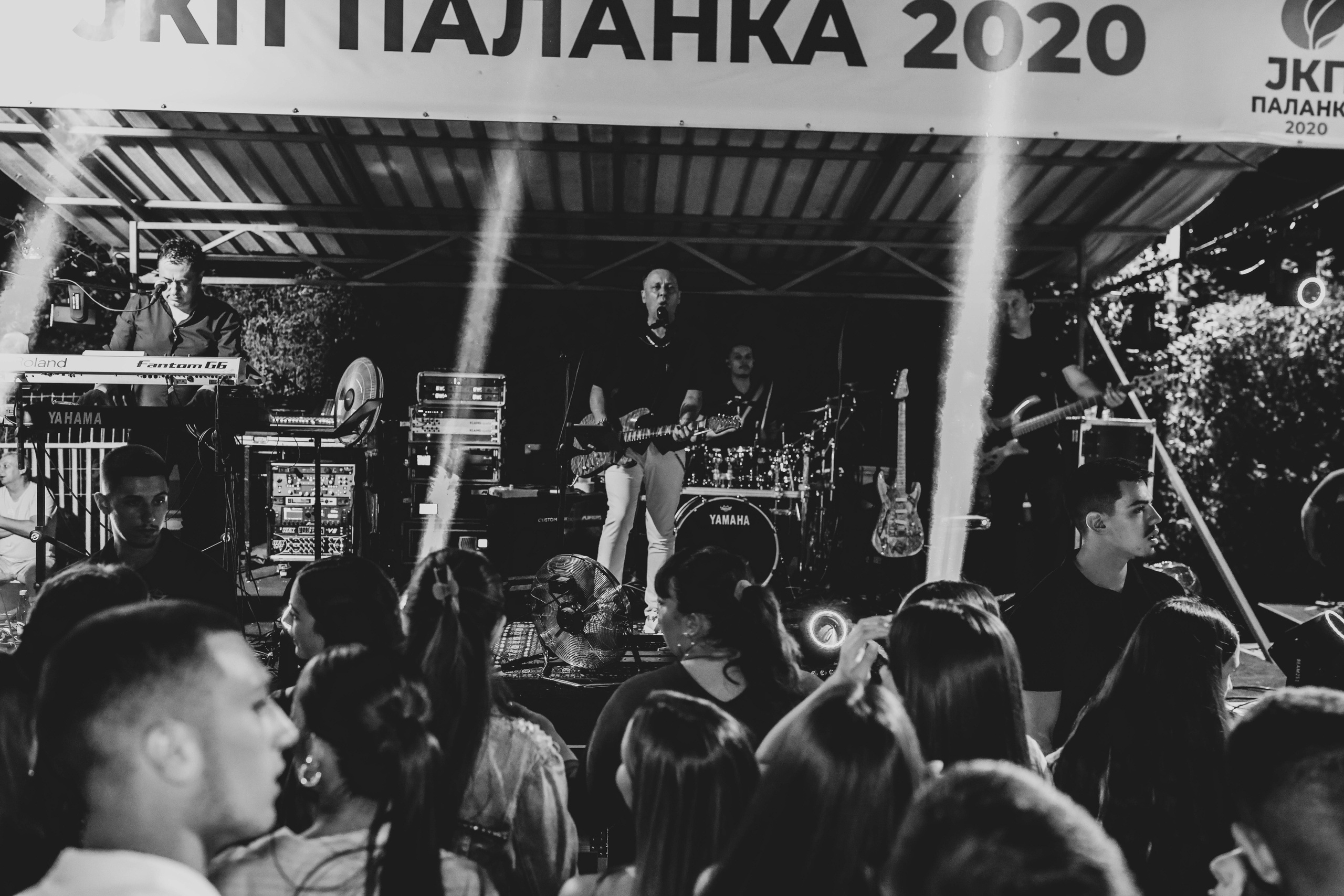 Koncert Dženana Lončarevića. Foto Simic Jagodina